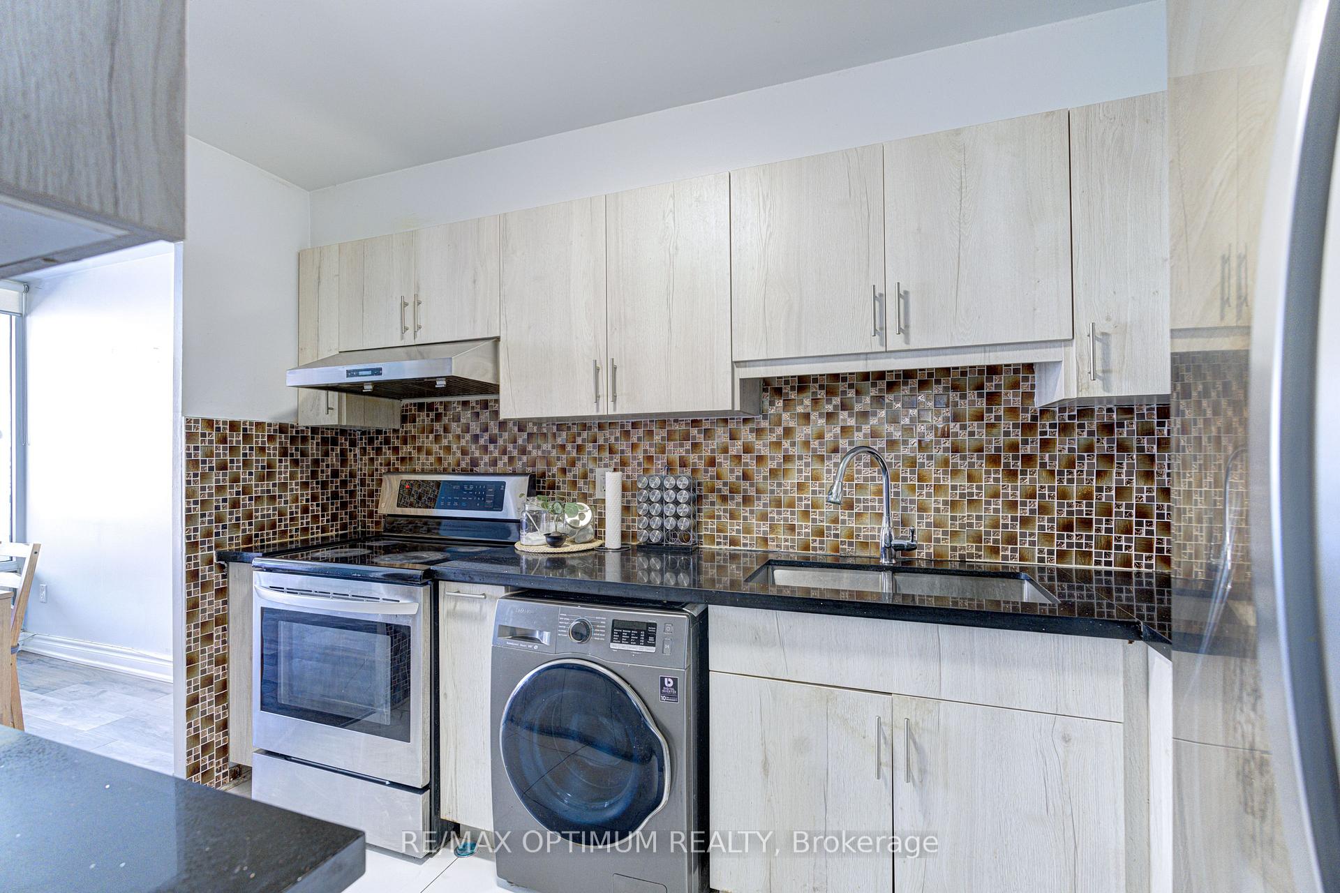 Photo 17 of Unit 2110, 5 Massey Square, Toronto, Crescent Town — HOMEH