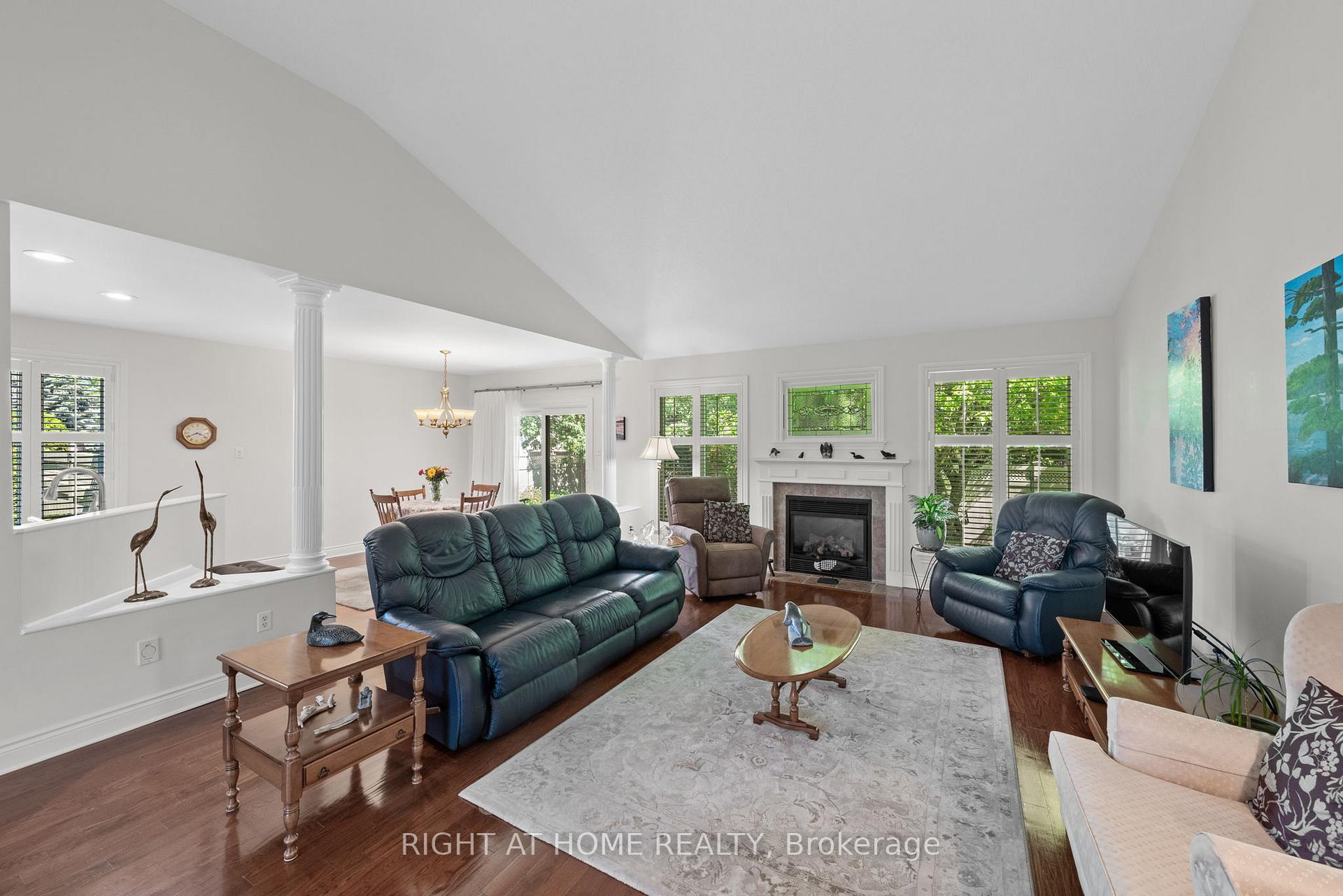 Photo 4 of 85 Brightside Avenue, Ottawa, Stittsville (South) — HOMEH