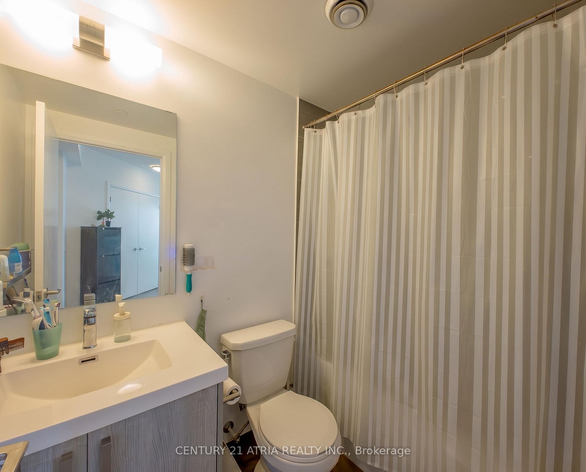 Photo 2 of Unit 2403, 77 Mutual Street, Toronto, Church-Yonge Corridor — HOMEH