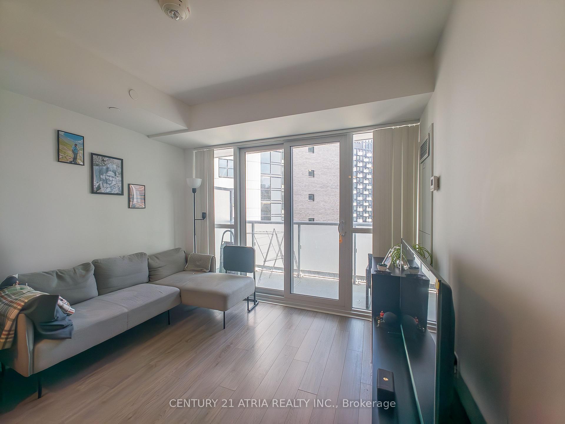 Photo 6 of Unit 2403, 77 Mutual Street, Toronto, Church-Yonge Corridor — HOMEH