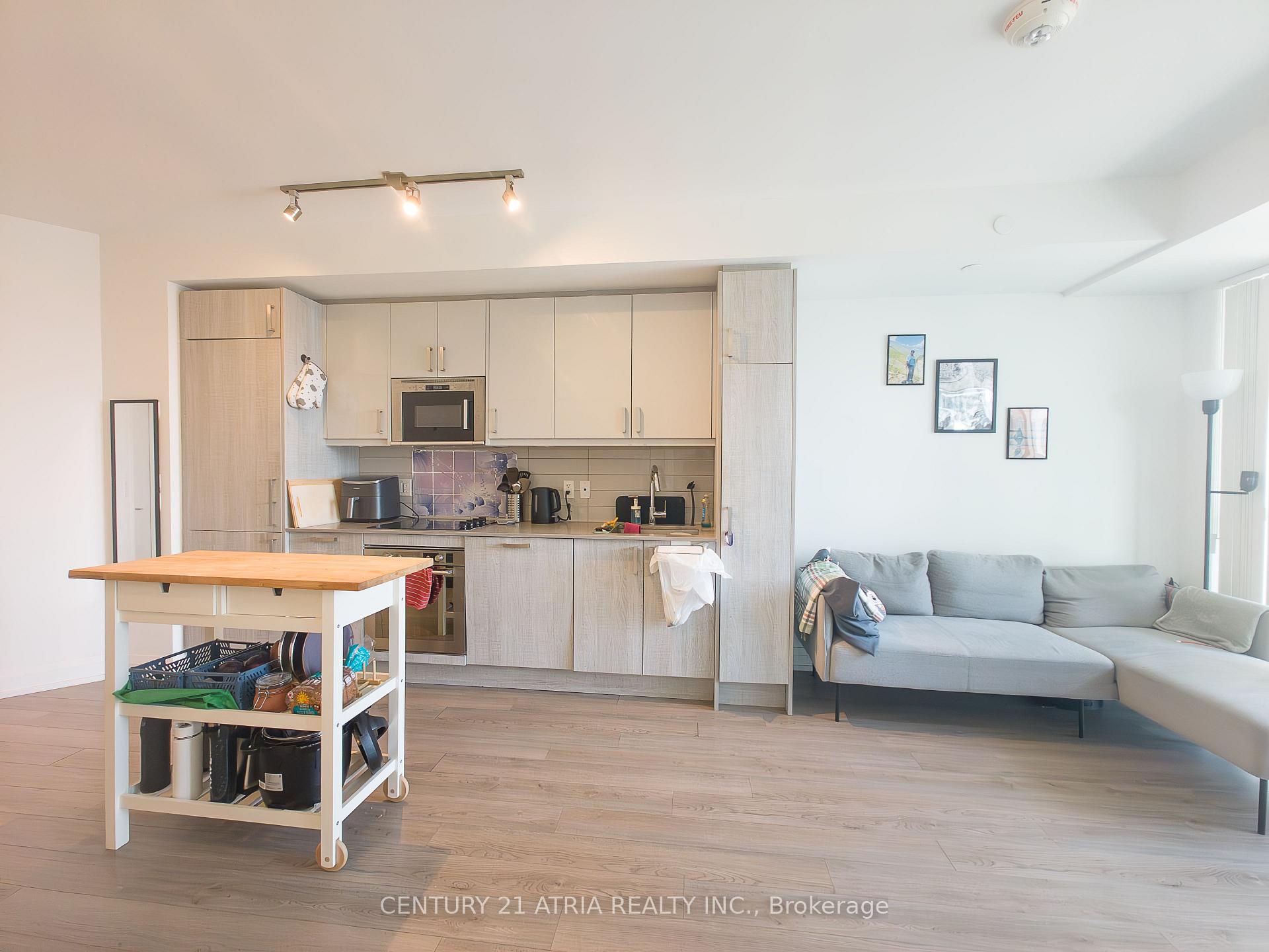Photo 8 of Unit 2403, 77 Mutual Street, Toronto, Church-Yonge Corridor — HOMEH