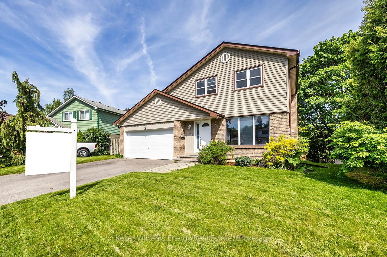 Photo 2 of 68 Hobbs Drive, Clarington, Bowmanville — HOMEH