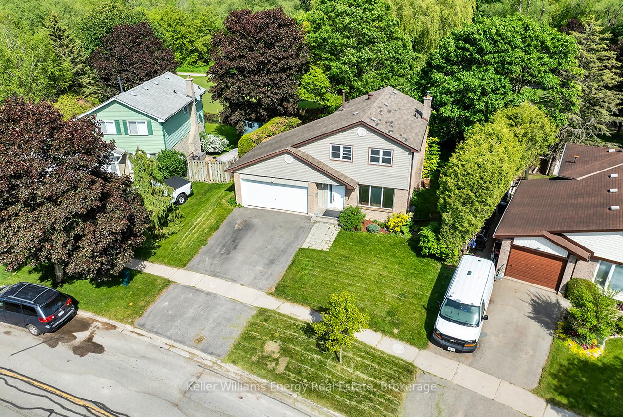 Photo 5 of 68 Hobbs Drive, Clarington, Bowmanville — HOMEH