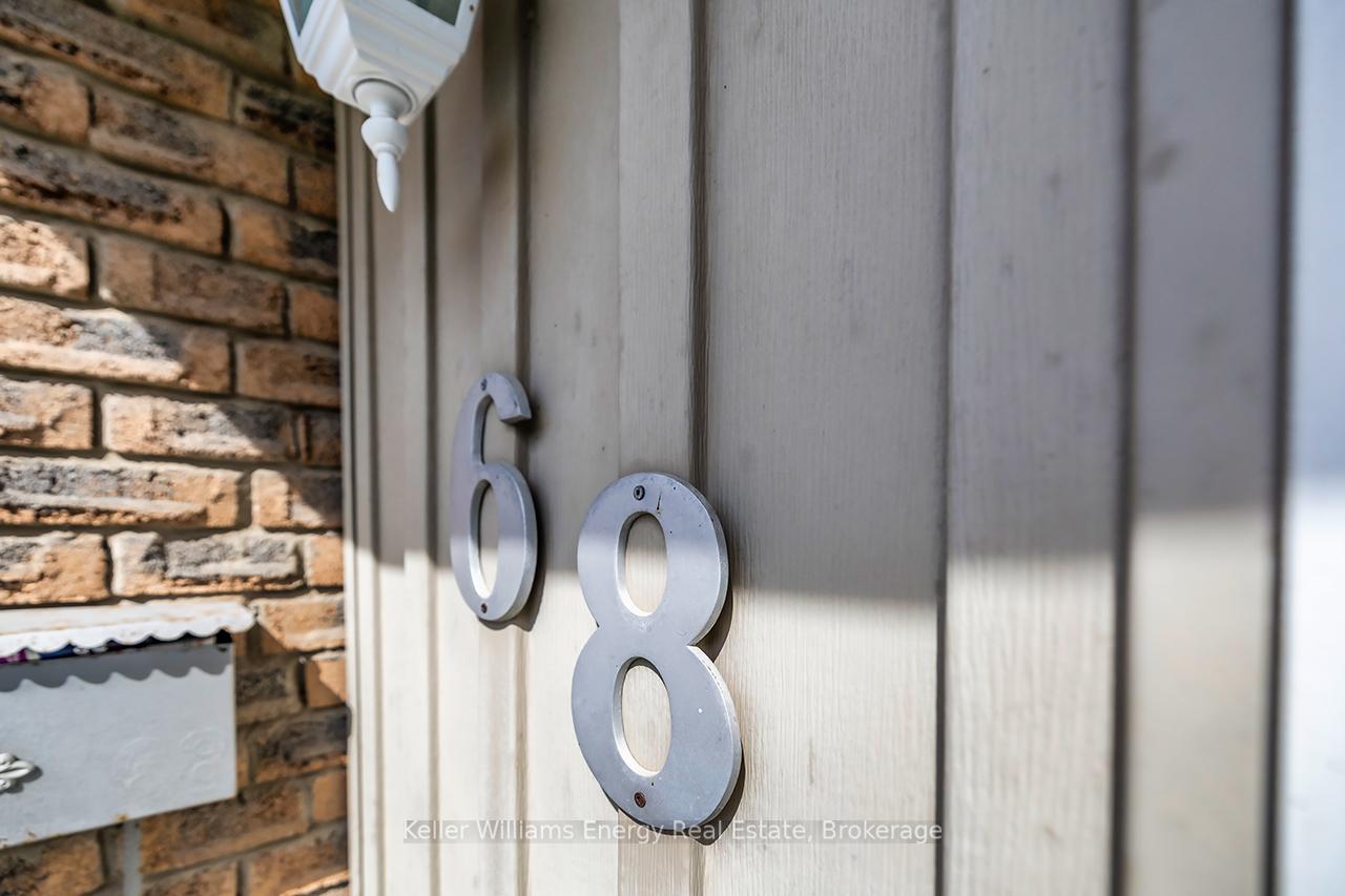 Photo 6 of 68 Hobbs Drive, Clarington, Bowmanville — HOMEH