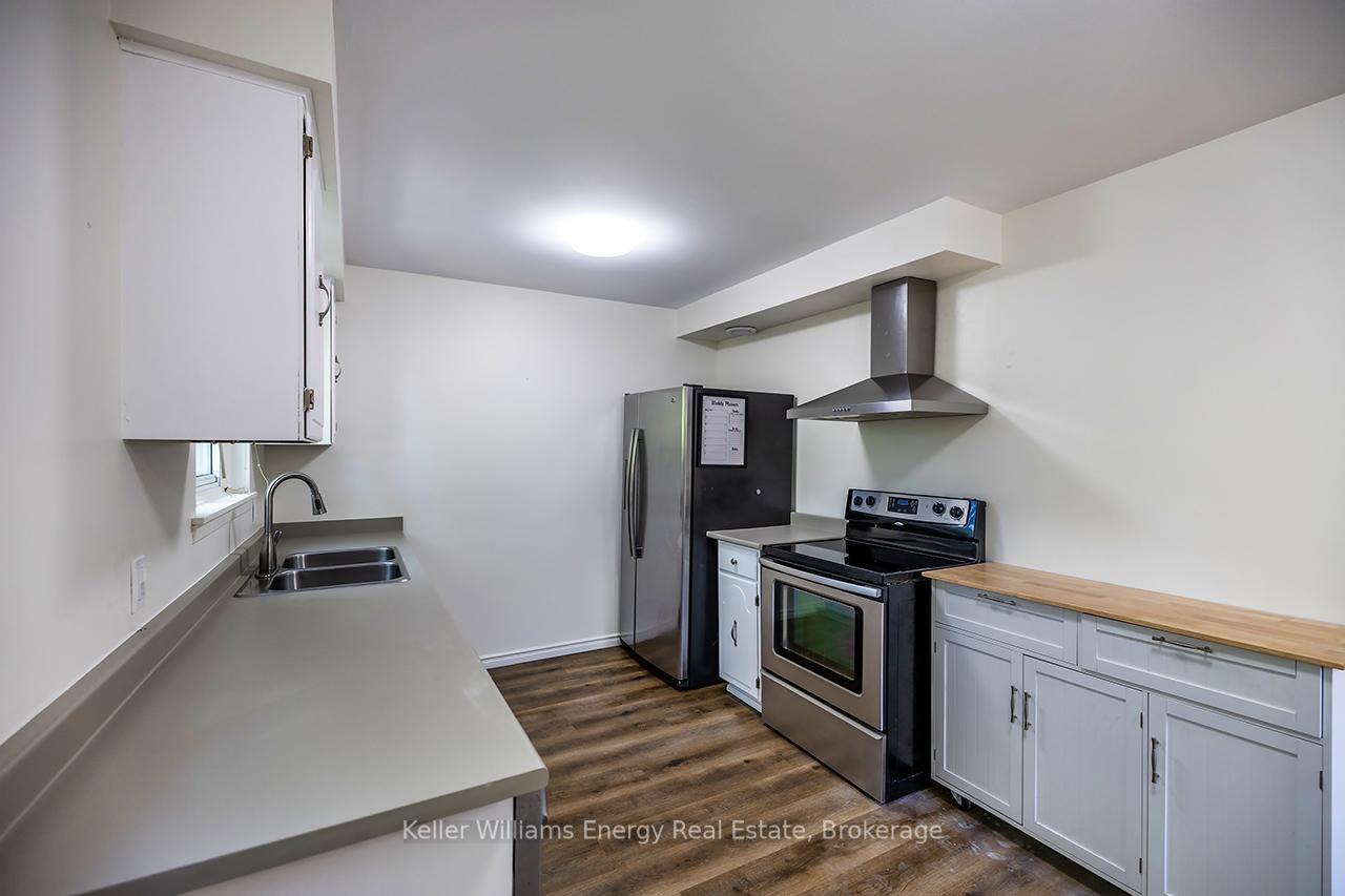 Photo 13 of 68 Hobbs Drive, Clarington, Bowmanville — HOMEH