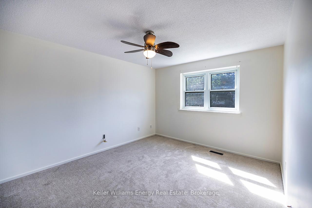 Photo 18 of 68 Hobbs Drive, Clarington, Bowmanville — HOMEH