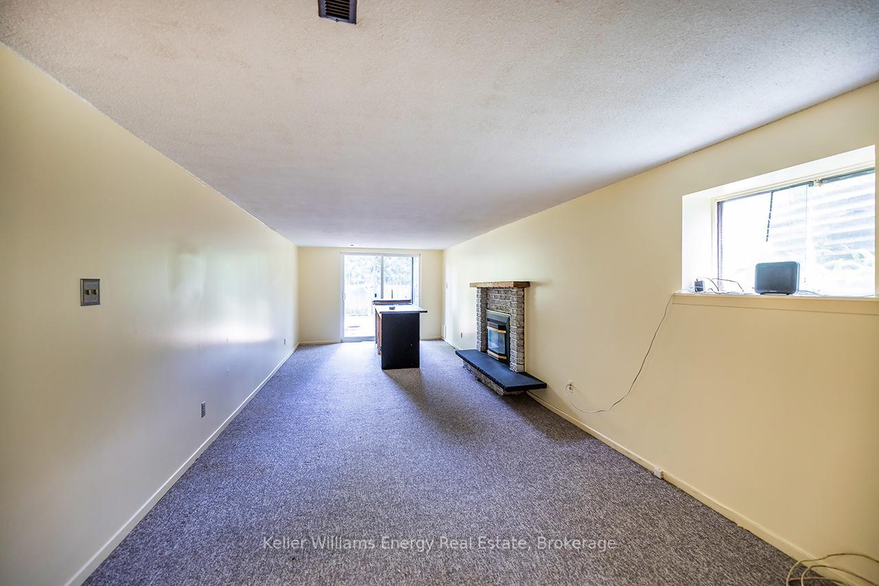Photo 25 of 68 Hobbs Drive, Clarington, Bowmanville — HOMEH