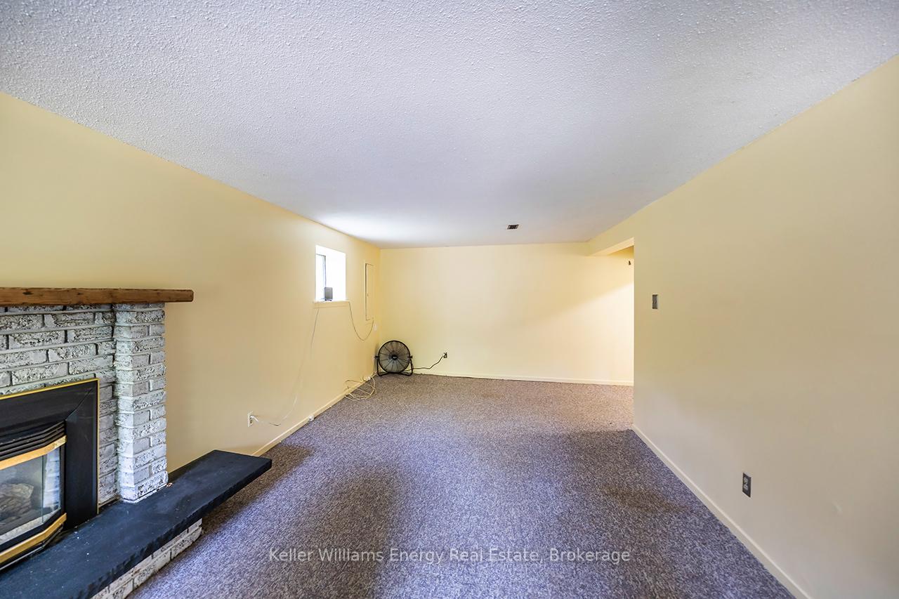 Photo 27 of 68 Hobbs Drive, Clarington, Bowmanville — HOMEH