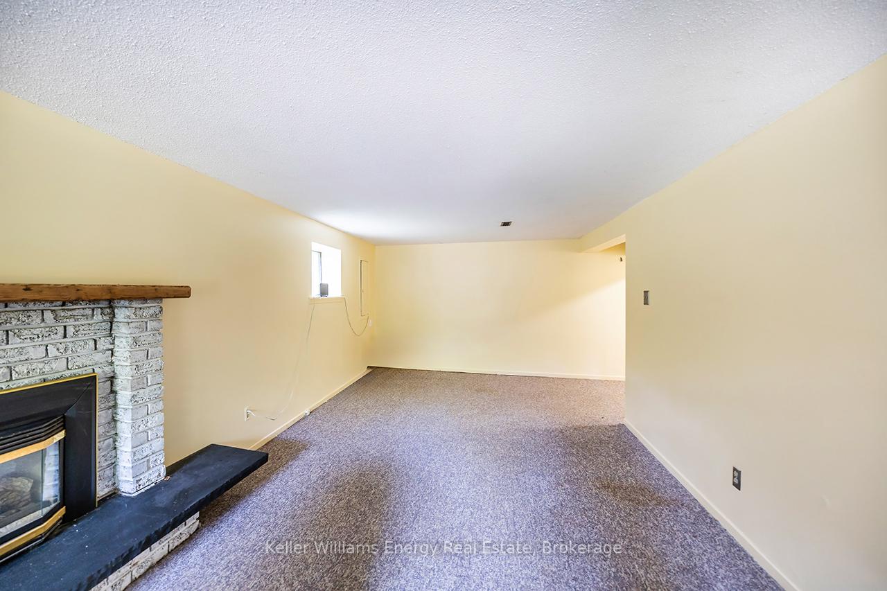 Photo 28 of 68 Hobbs Drive, Clarington, Bowmanville — HOMEH