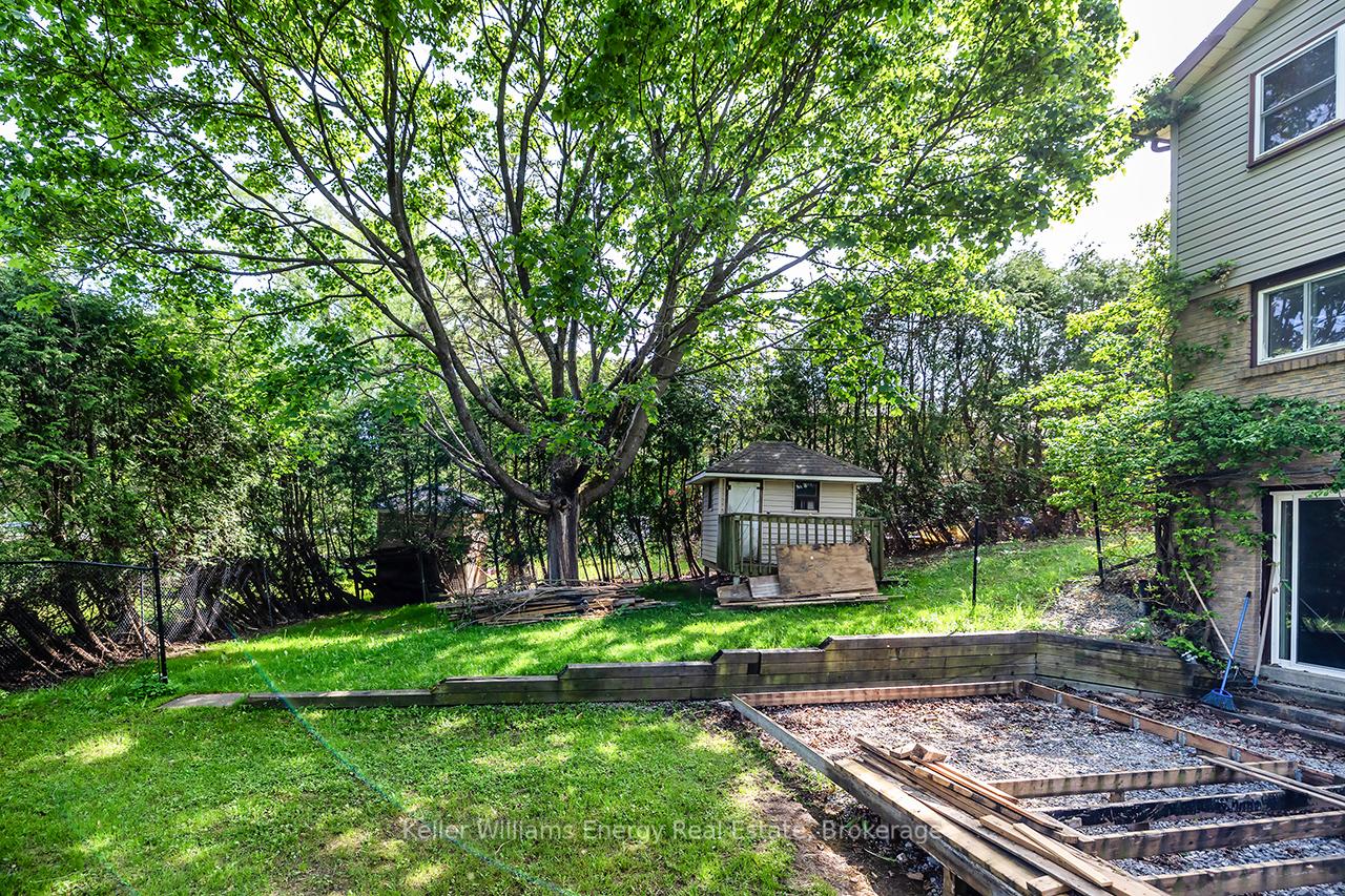 Photo 39 of 68 Hobbs Drive, Clarington, Bowmanville — HOMEH