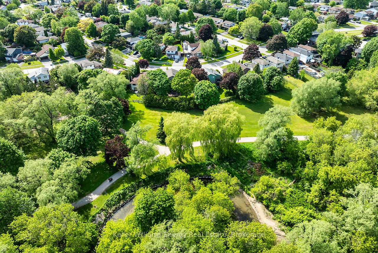 Photo 40 of 68 Hobbs Drive, Clarington, Bowmanville — HOMEH