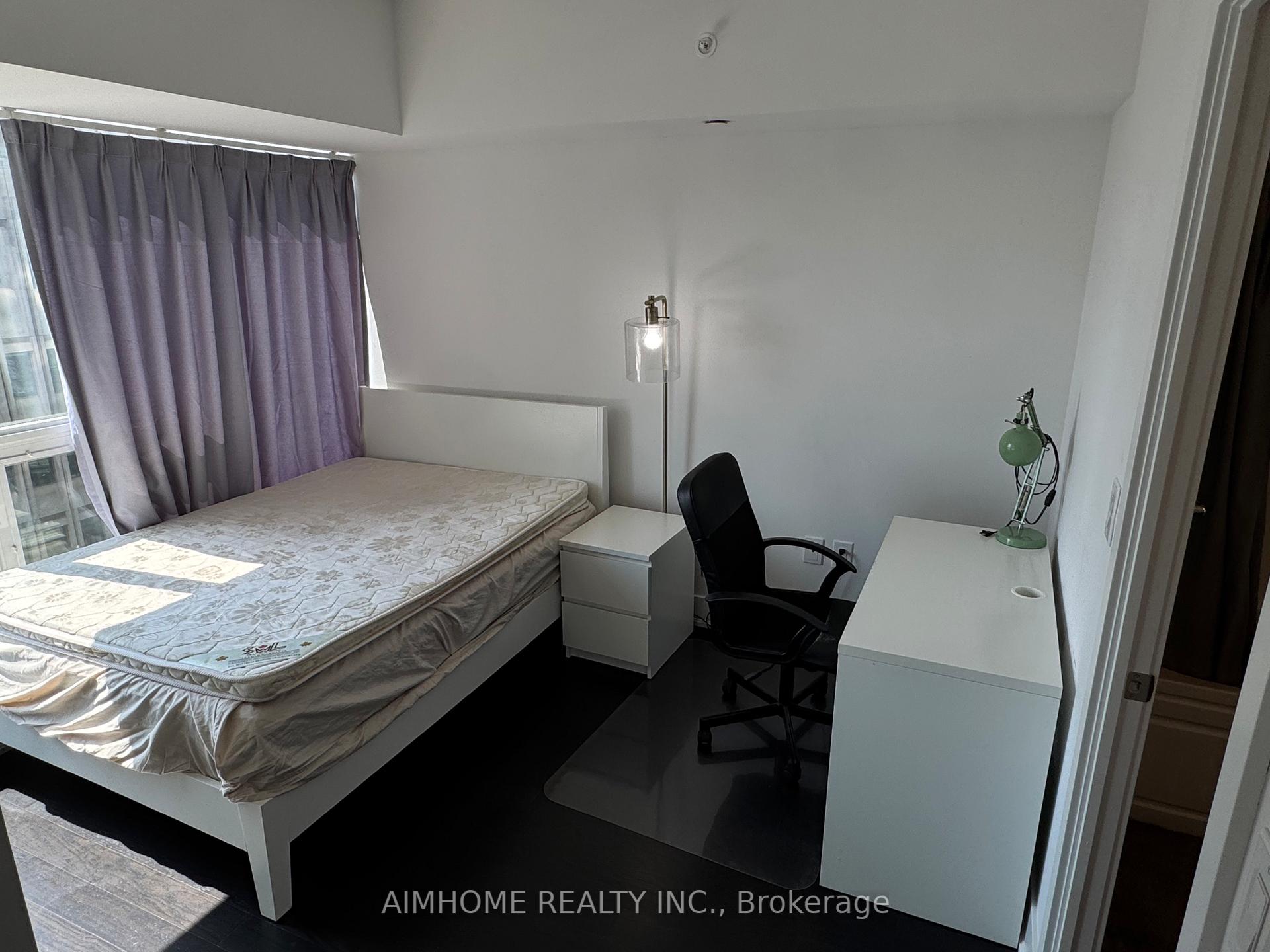 Photo 4 of Unit 2107, 955 Bay Street, Toronto, Bay Street Corridor — HOMEH