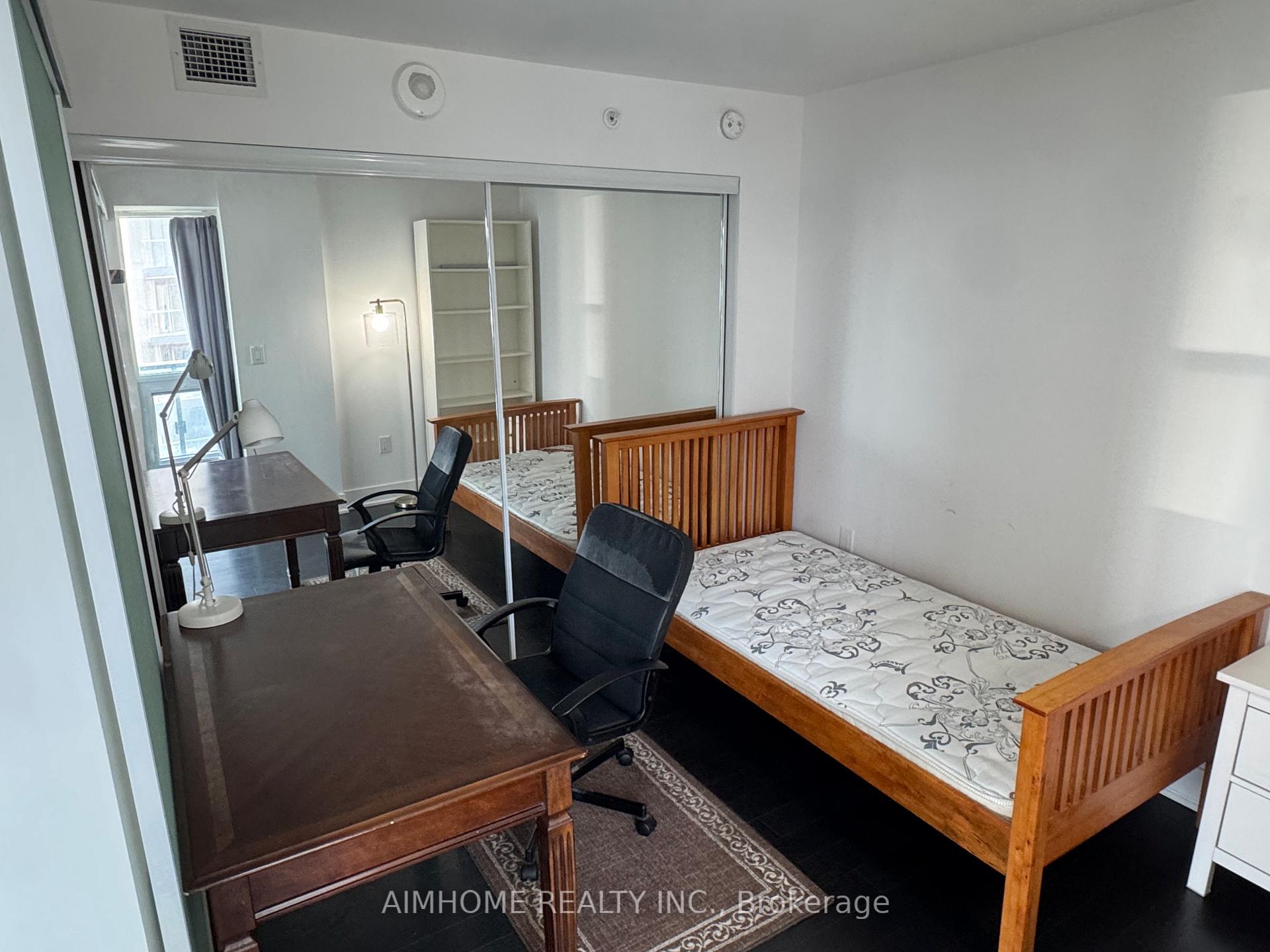 Photo 6 of Unit 2107, 955 Bay Street, Toronto, Bay Street Corridor — HOMEH