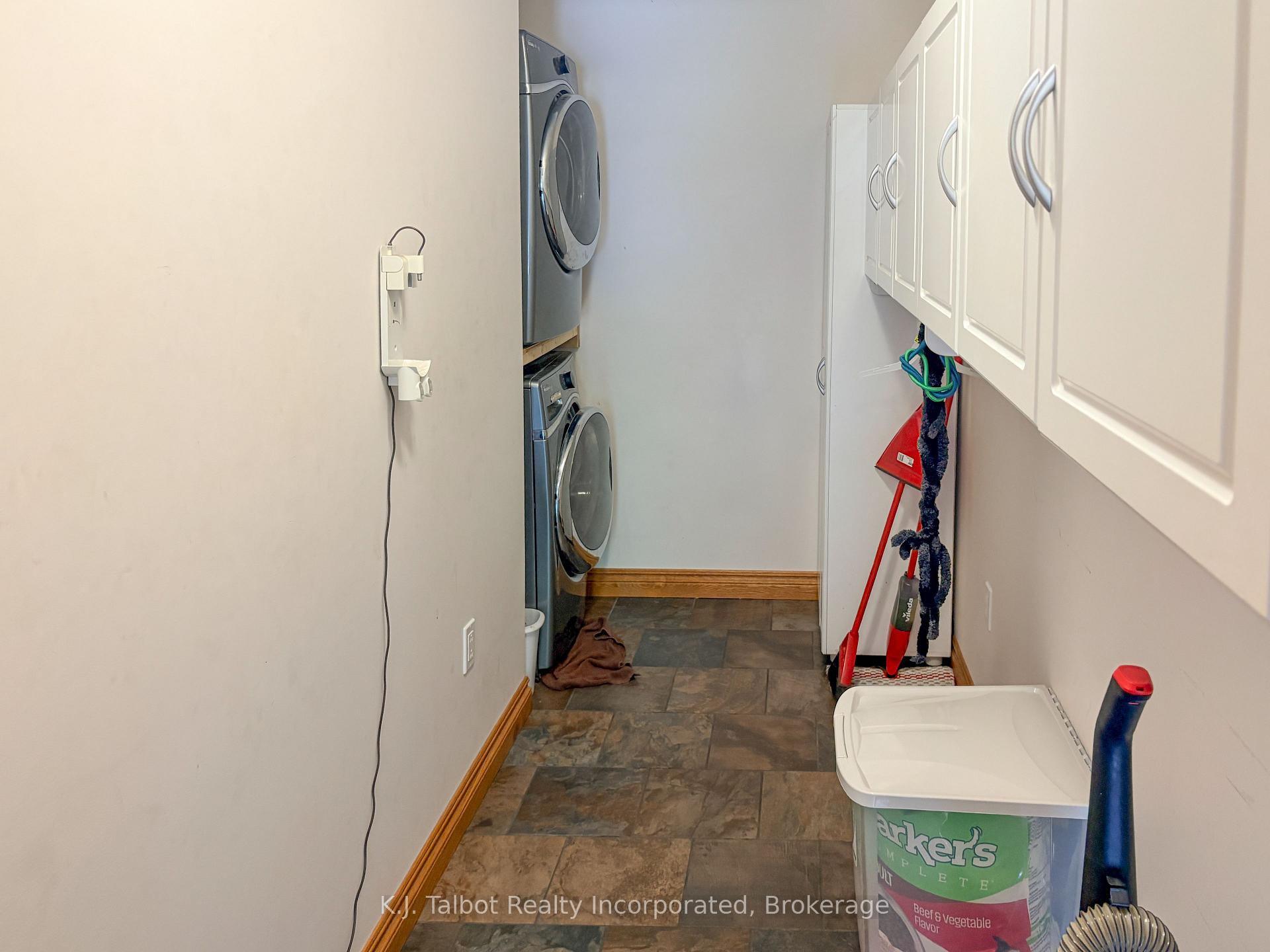 Photo 4 of 342 John Street, Goderich, Goderich (Town) — HOMEH