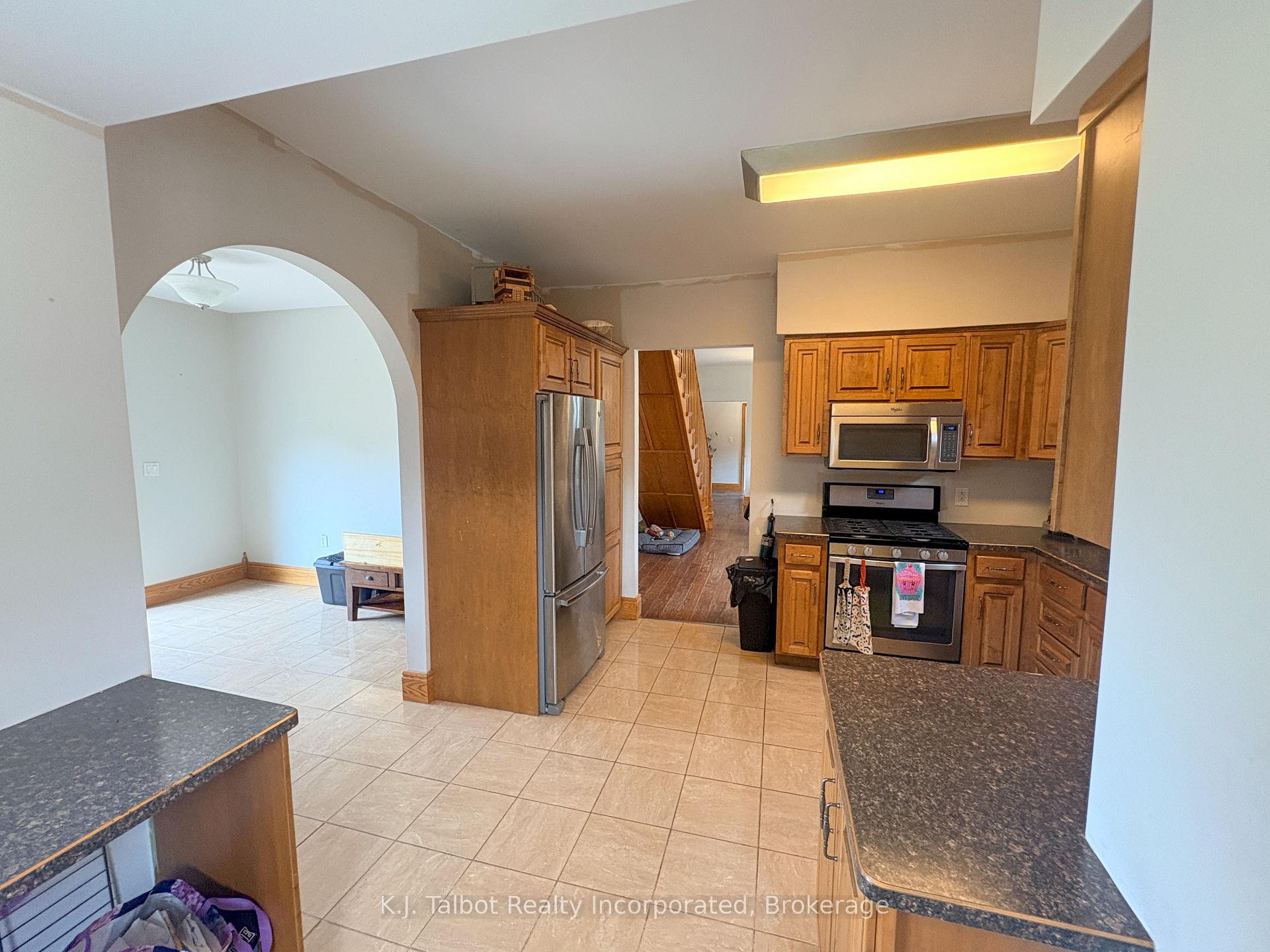 Photo 13 of 342 John Street, Goderich, Goderich (Town) — HOMEH