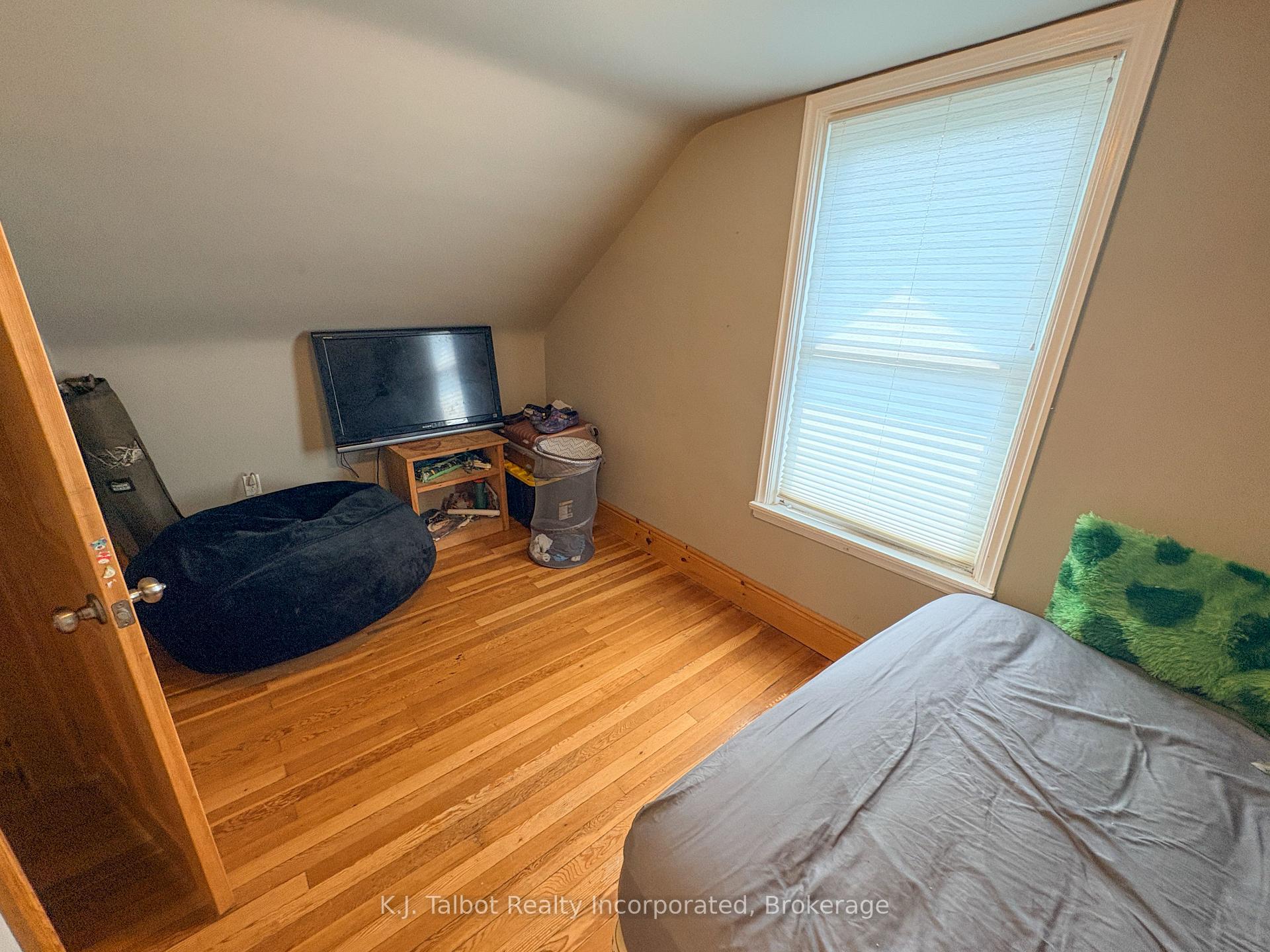 Photo 23 of 342 John Street, Goderich, Goderich (Town) — HOMEH