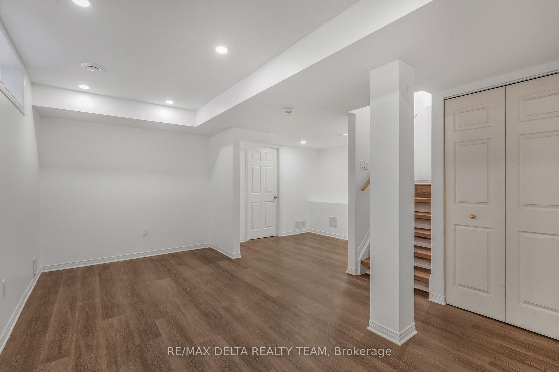 Photo 27 of 6043 Valley Field Crescent, Ottawa, Chapel Hill — HOMEH