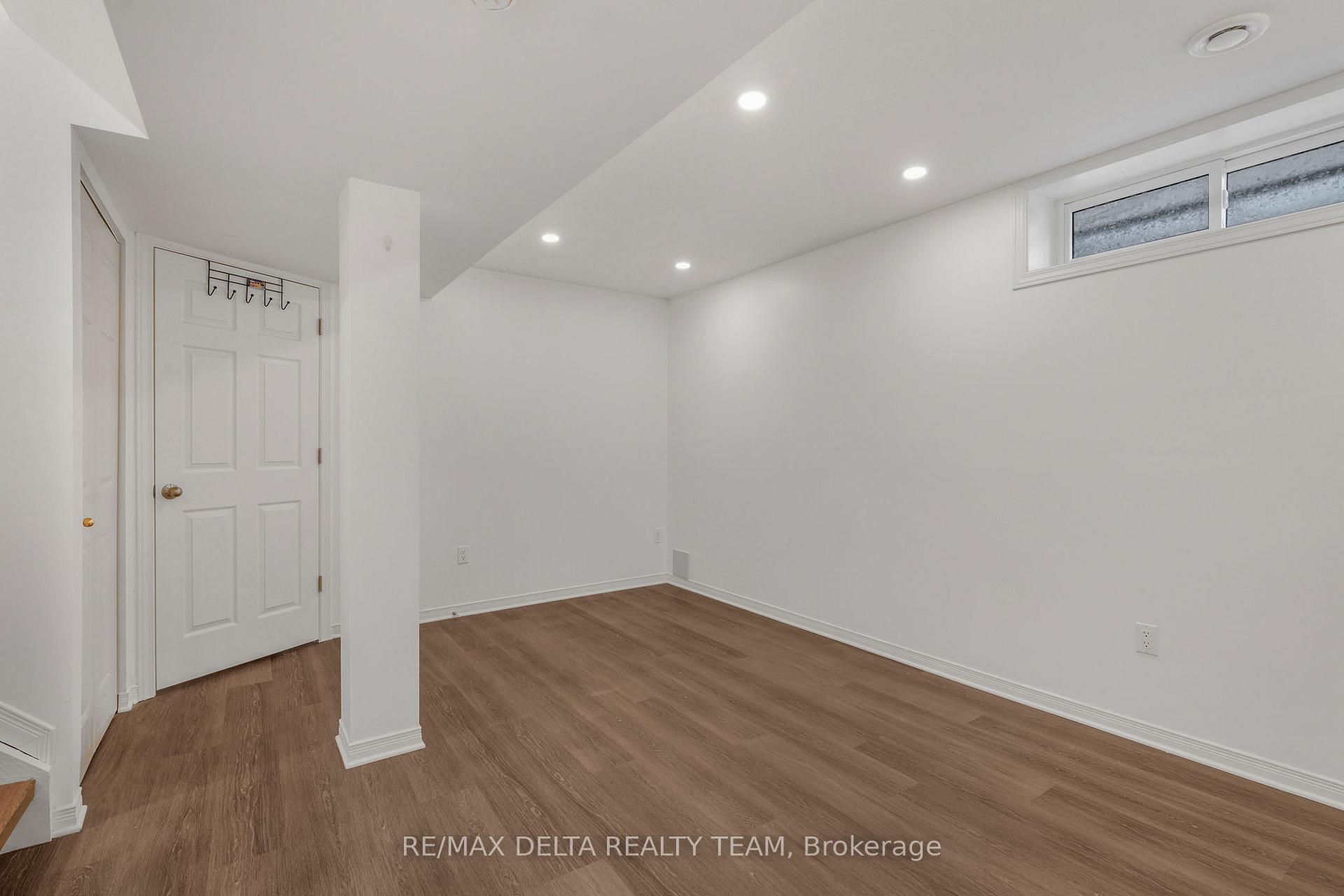 Photo 29 of 6043 Valley Field Crescent, Ottawa, Chapel Hill — HOMEH