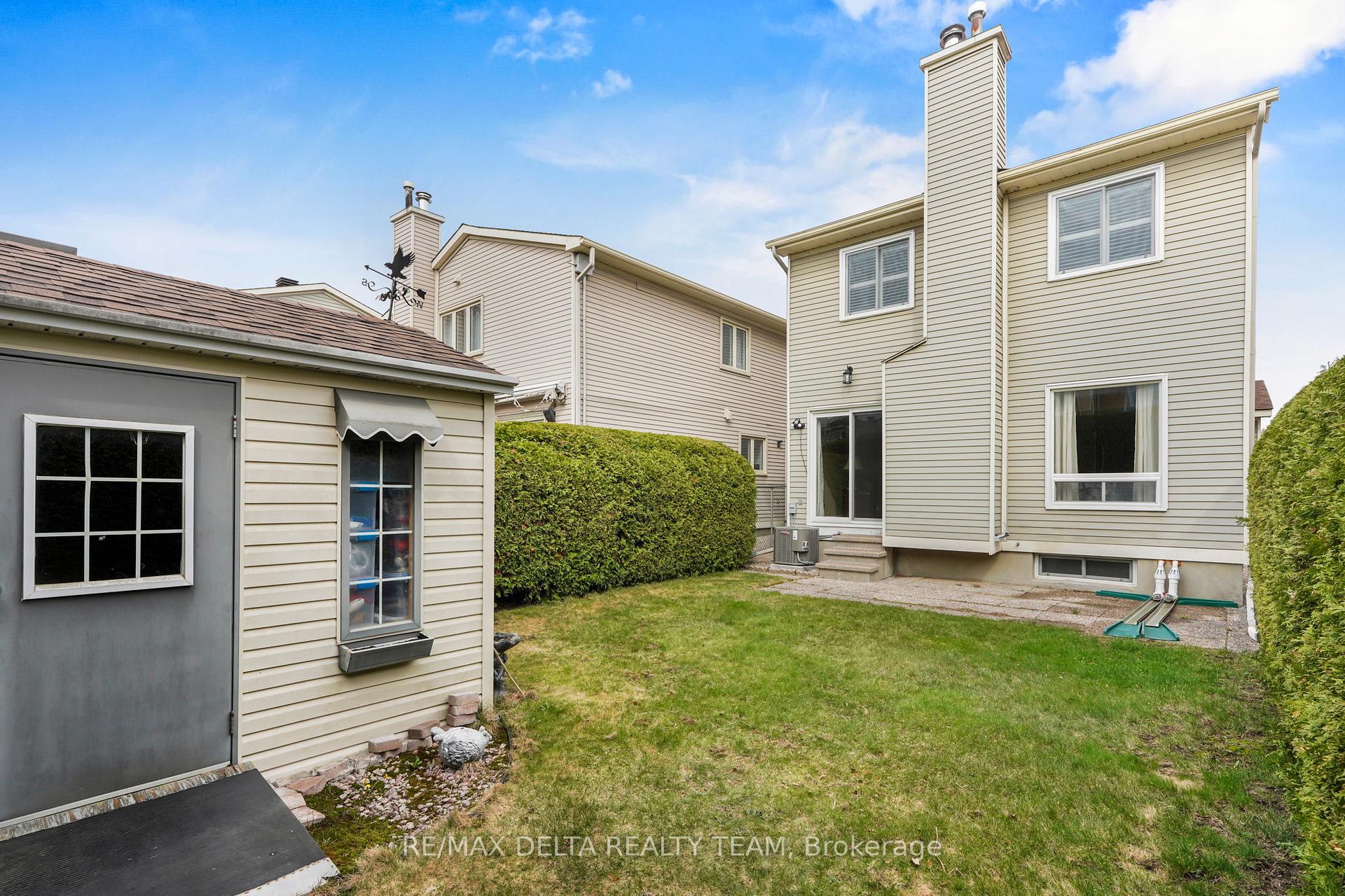 Photo 33 of 6043 Valley Field Crescent, Ottawa, Chapel Hill — HOMEH