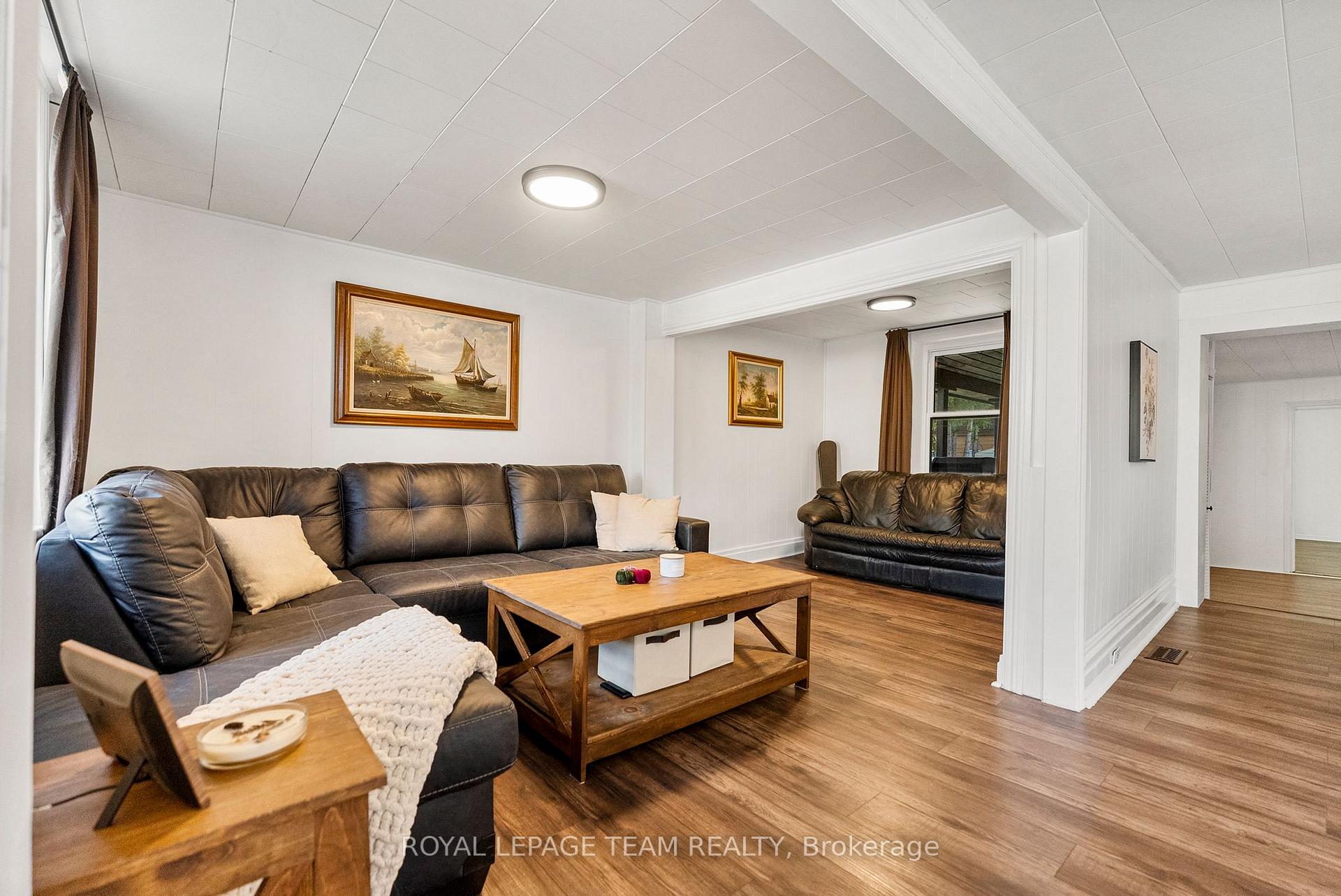 Photo 10 of 145 Munroe Avenue W, Renfrew, Renfrew — HOMEH