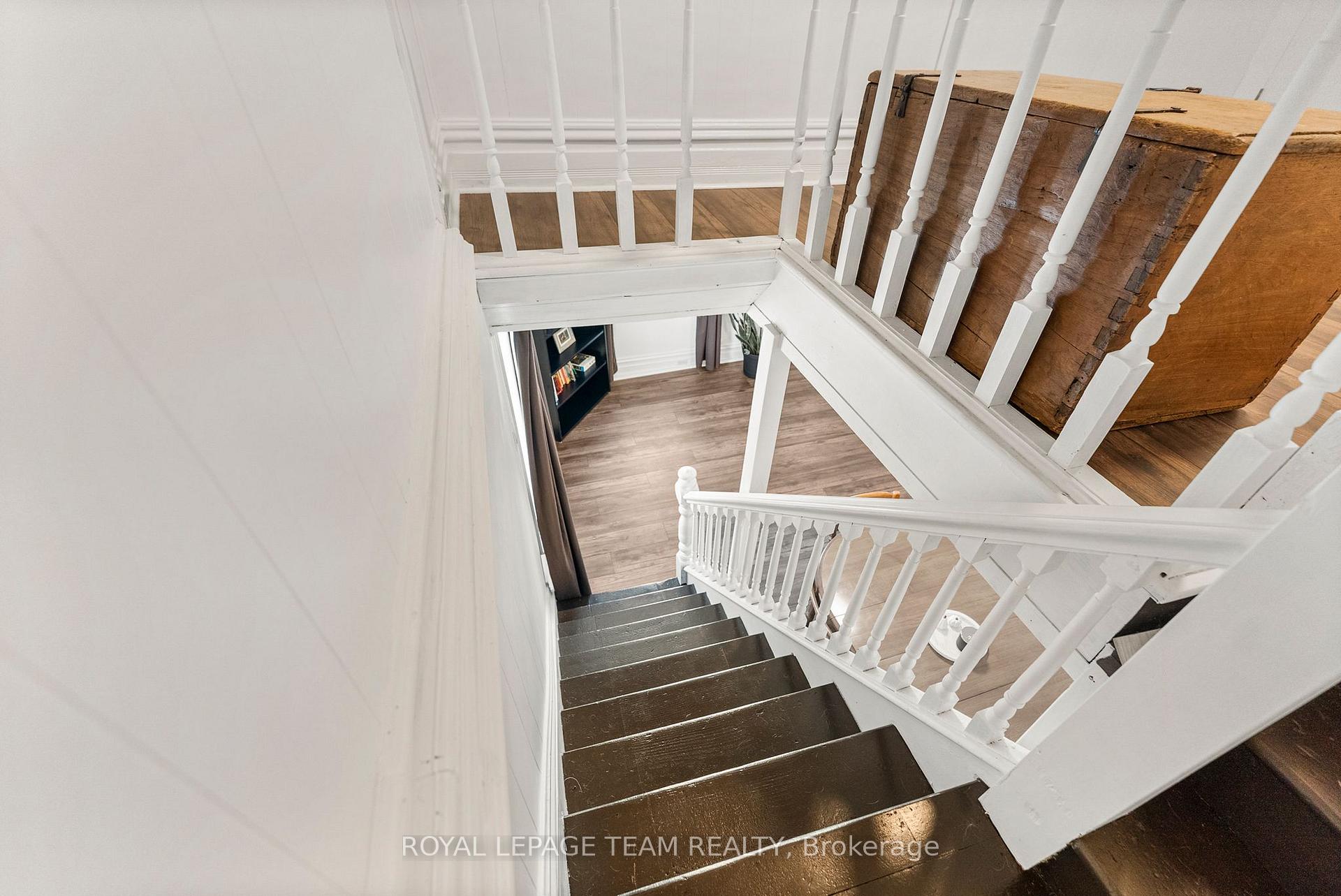 Photo 19 of 145 Munroe Avenue W, Renfrew, Renfrew — HOMEH