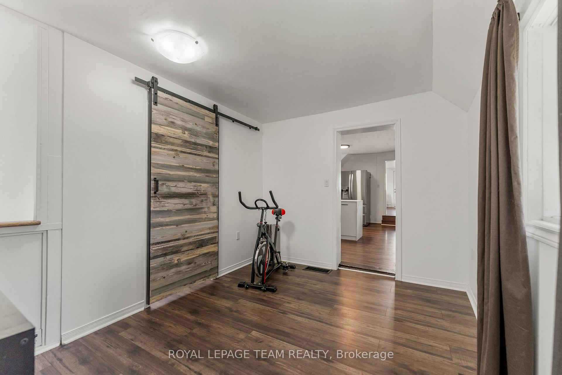 Photo 30 of 145 Munroe Avenue W, Renfrew, Renfrew — HOMEH