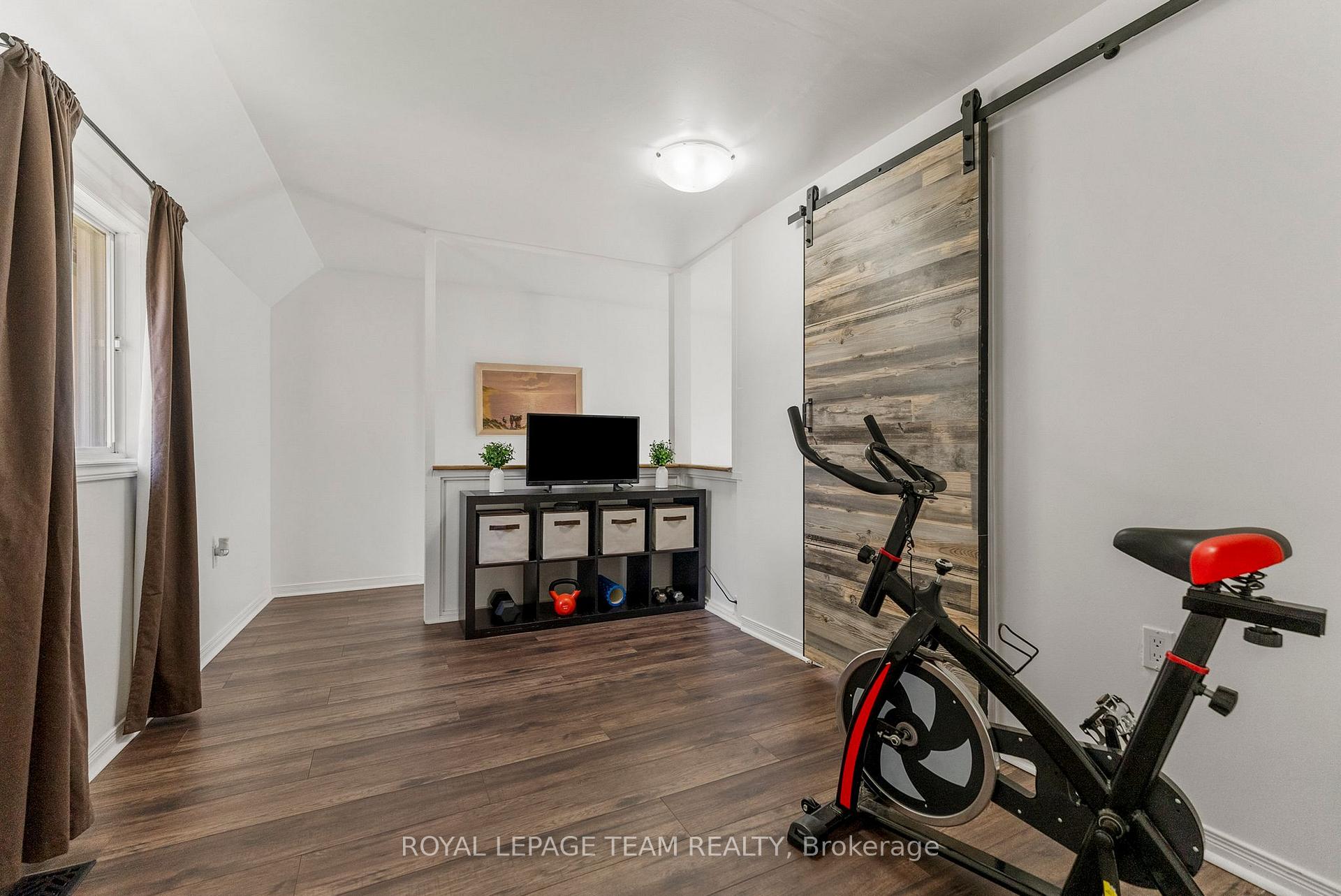 Photo 31 of 145 Munroe Avenue W, Renfrew, Renfrew — HOMEH