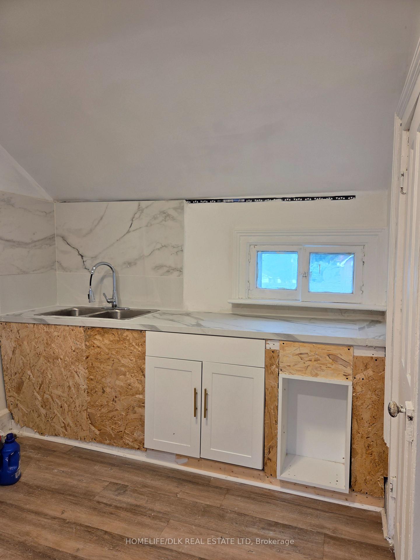 Photo 12 of Unit Unit 2, 105 Bethune Street, Brockville, Brockville — HOMEH