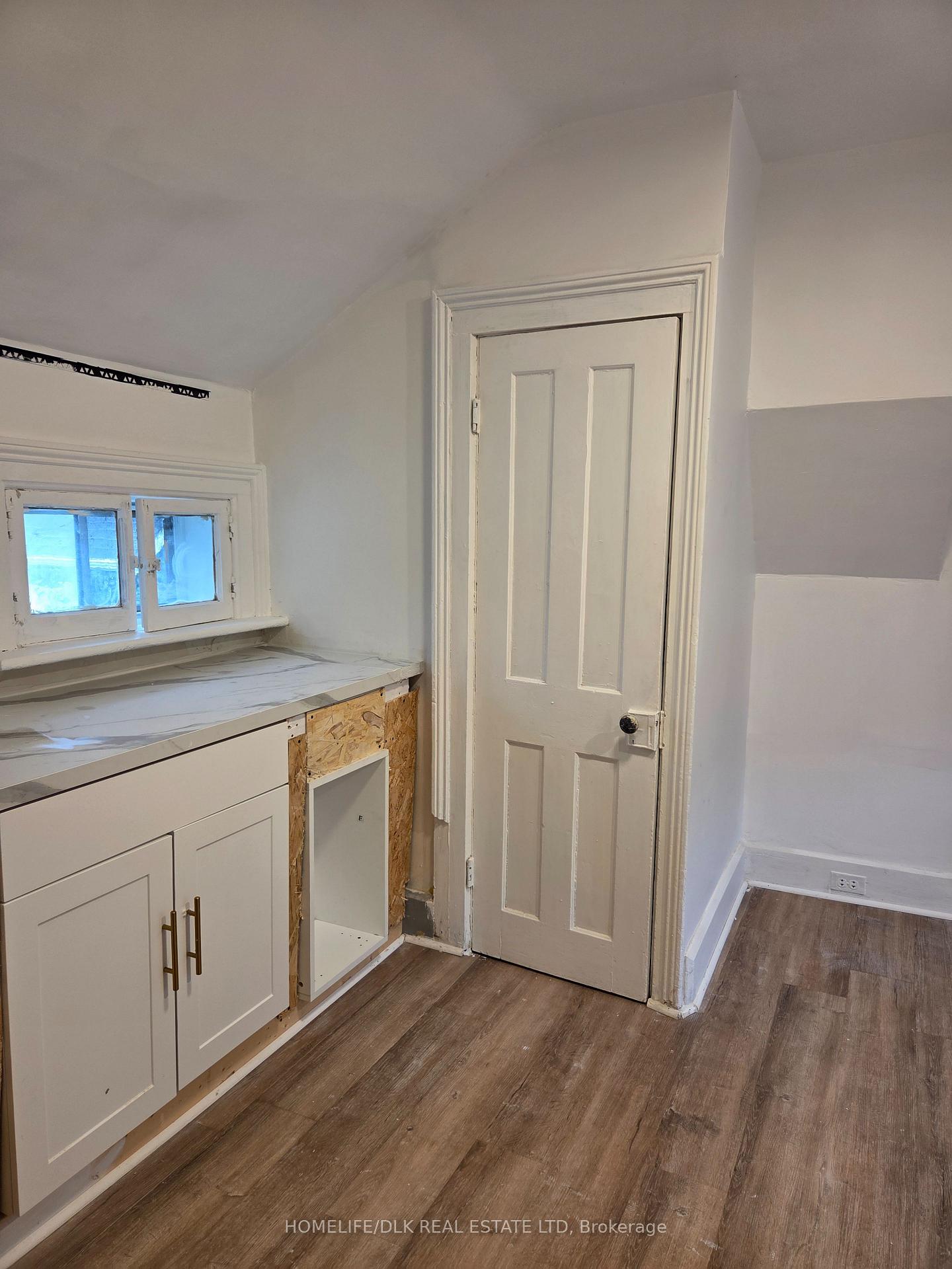 Photo 13 of Unit Unit 2, 105 Bethune Street, Brockville, Brockville — HOMEH