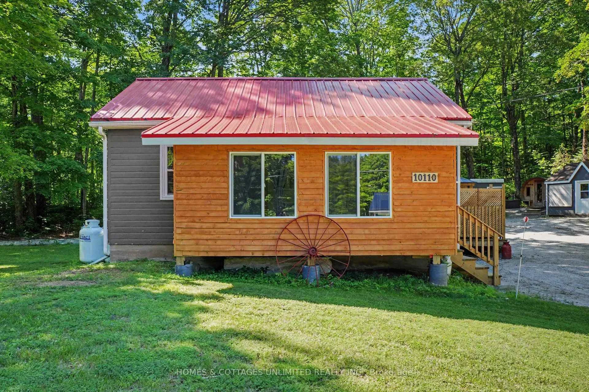 Photo 5 of 10110 509 Road N, Frontenac, Frontenac North — HOMEH