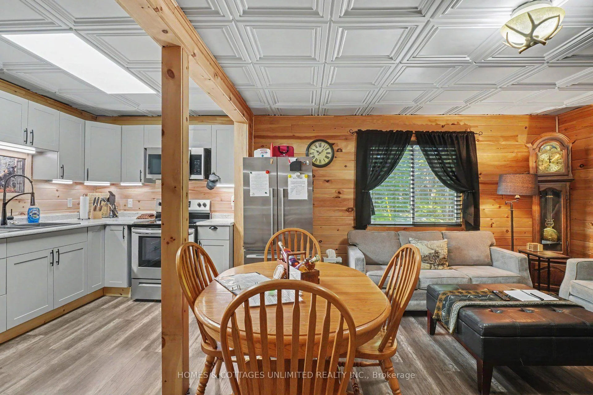 Photo 25 of 10110 509 Road N, Frontenac, Frontenac North — HOMEH