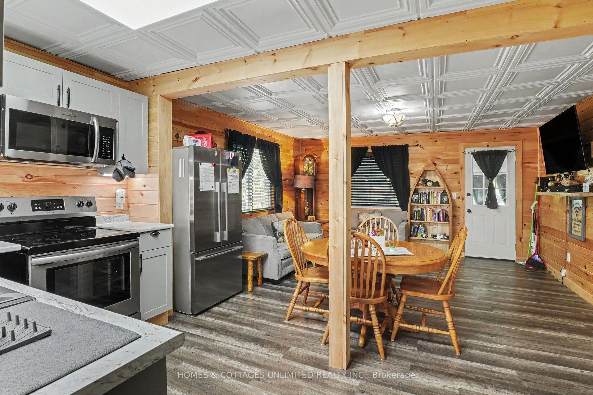 Photo 27 of 10110 509 Road N, Frontenac, Frontenac North — HOMEH