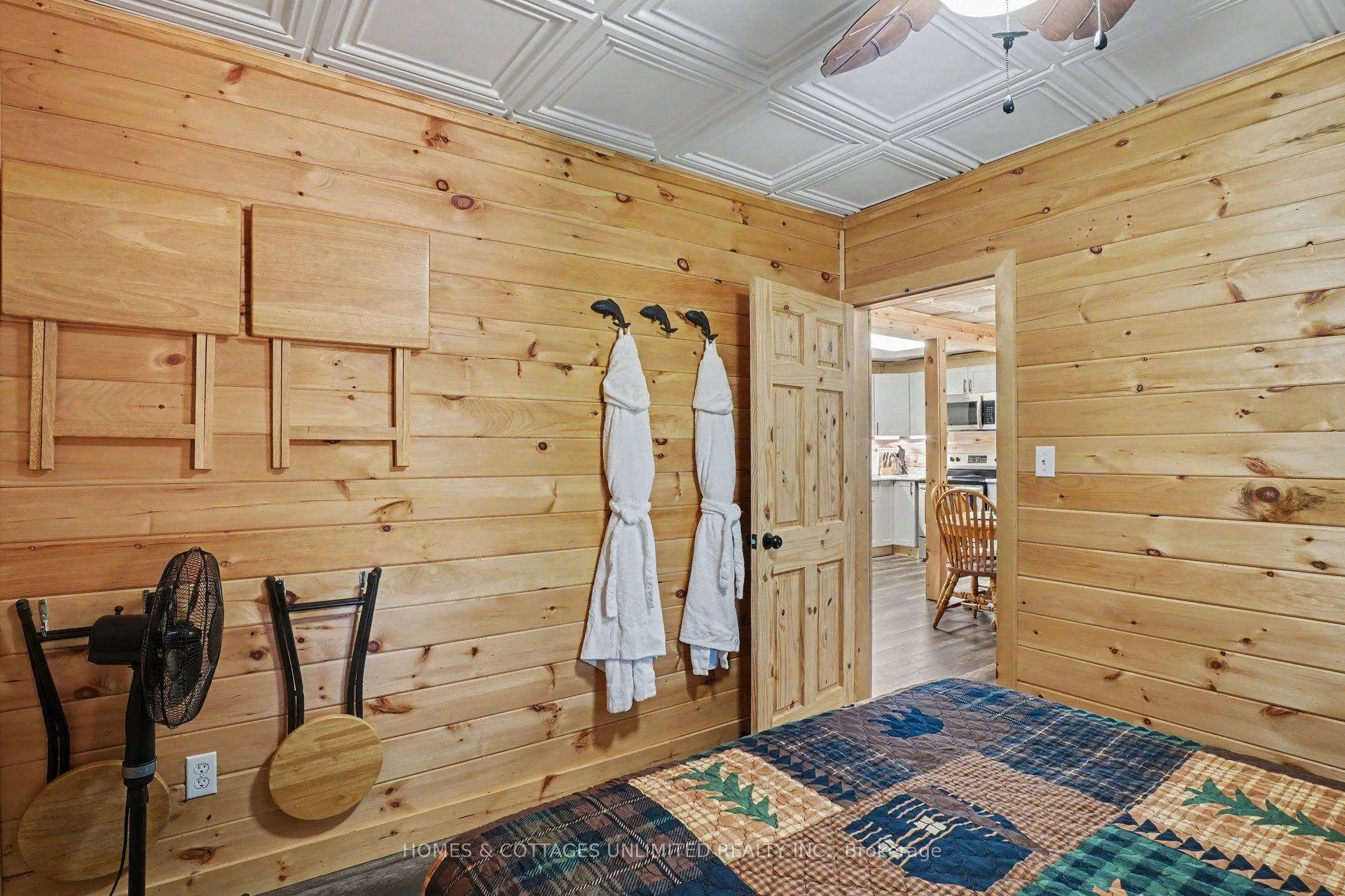 Photo 33 of 10110 509 Road N, Frontenac, Frontenac North — HOMEH