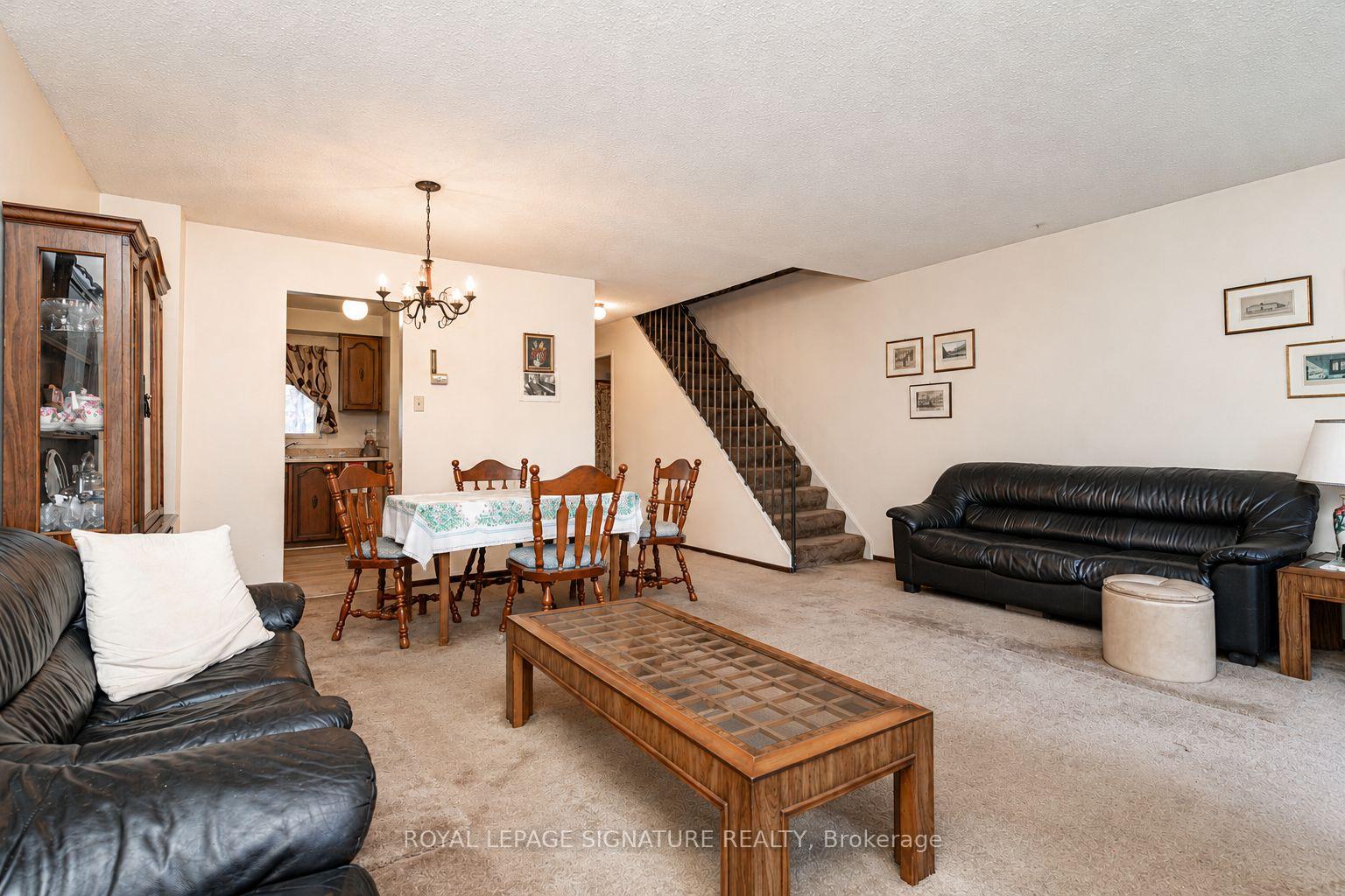 Photo 6 of 4040 Silverhaze Road, Mississauga, Rathwood — HOMEH