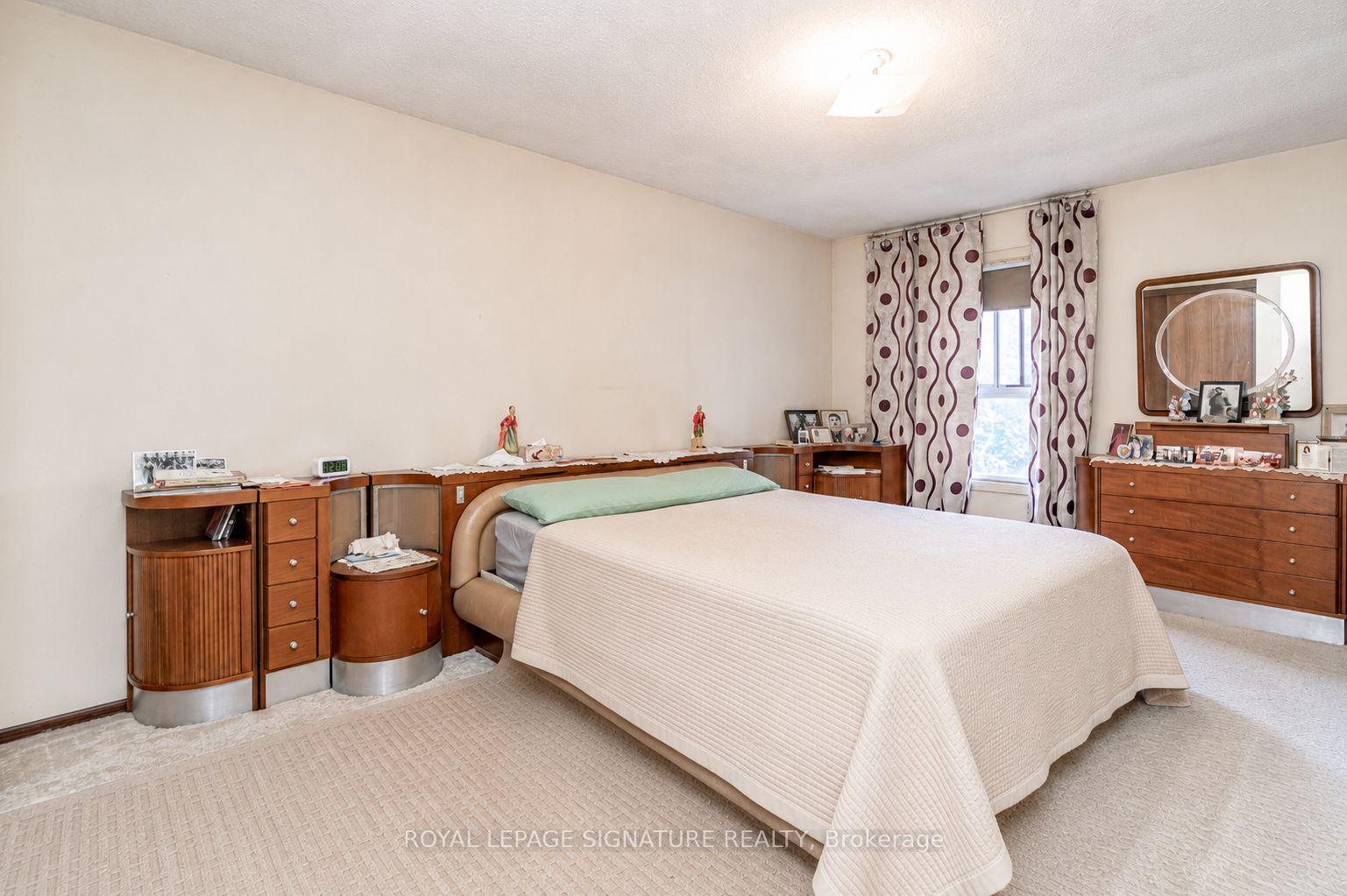 Photo 13 of 4040 Silverhaze Road, Mississauga, Rathwood — HOMEH