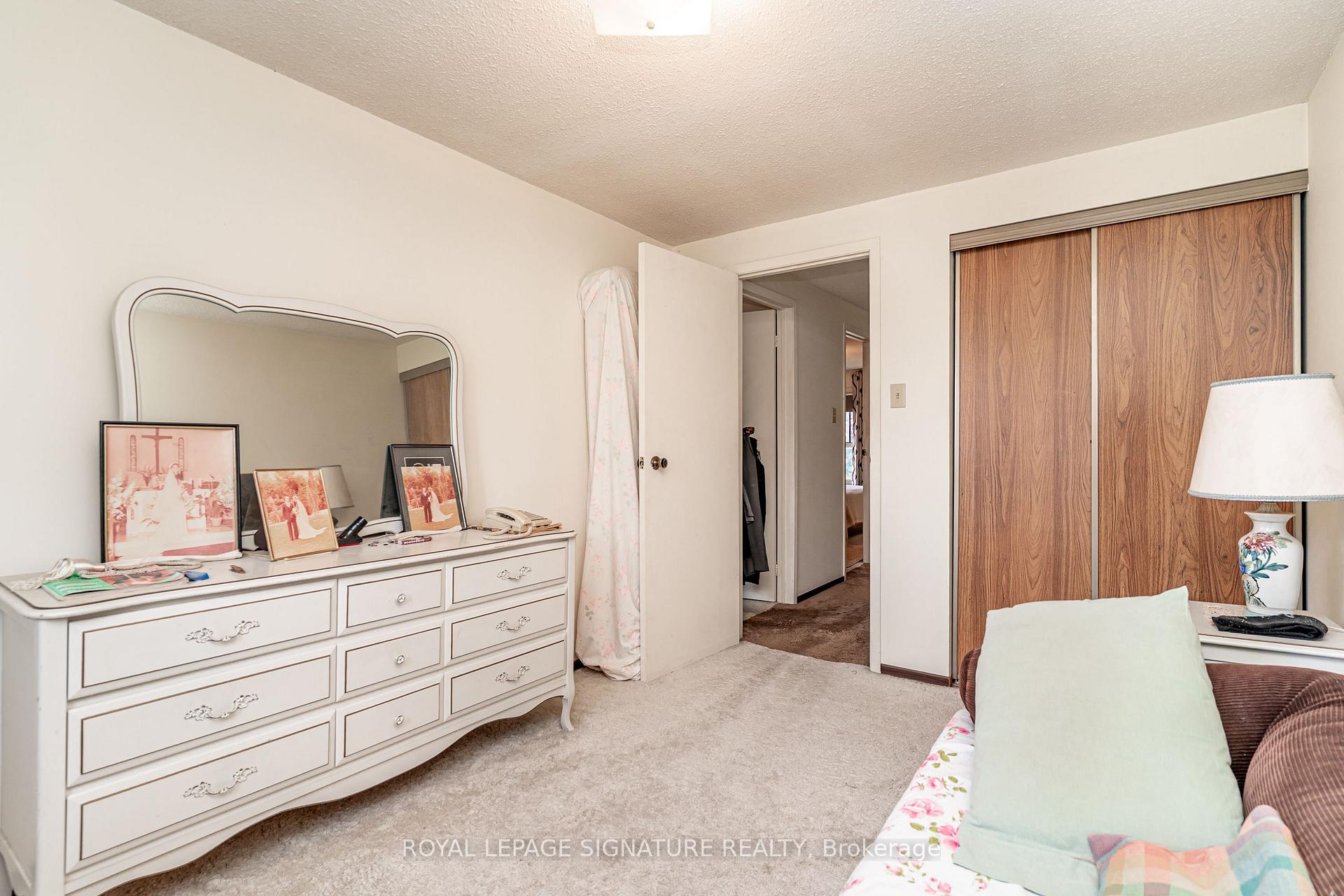 Photo 16 of 4040 Silverhaze Road, Mississauga, Rathwood — HOMEH
