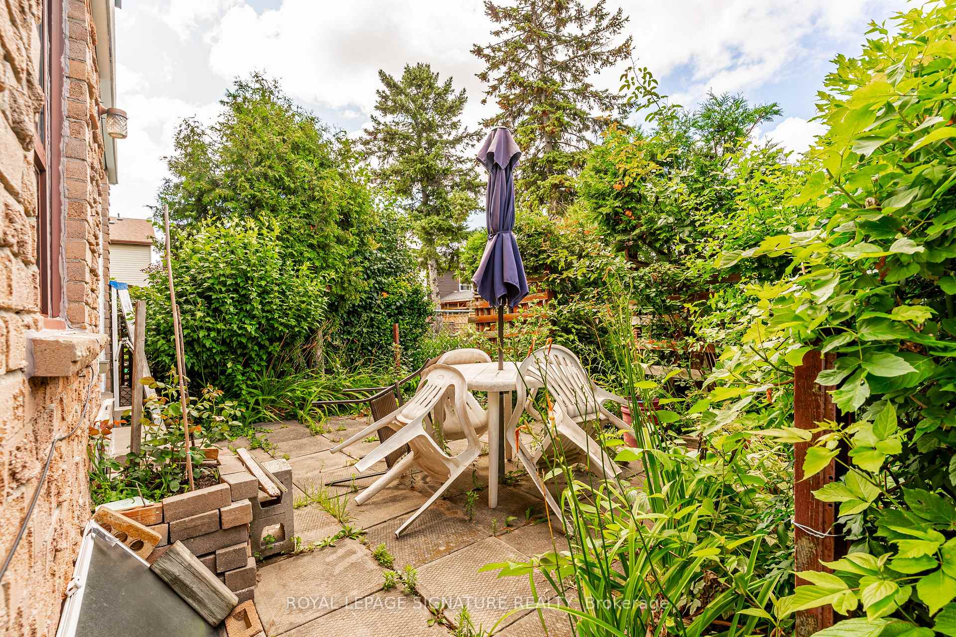 Photo 24 of 4040 Silverhaze Road, Mississauga, Rathwood — HOMEH