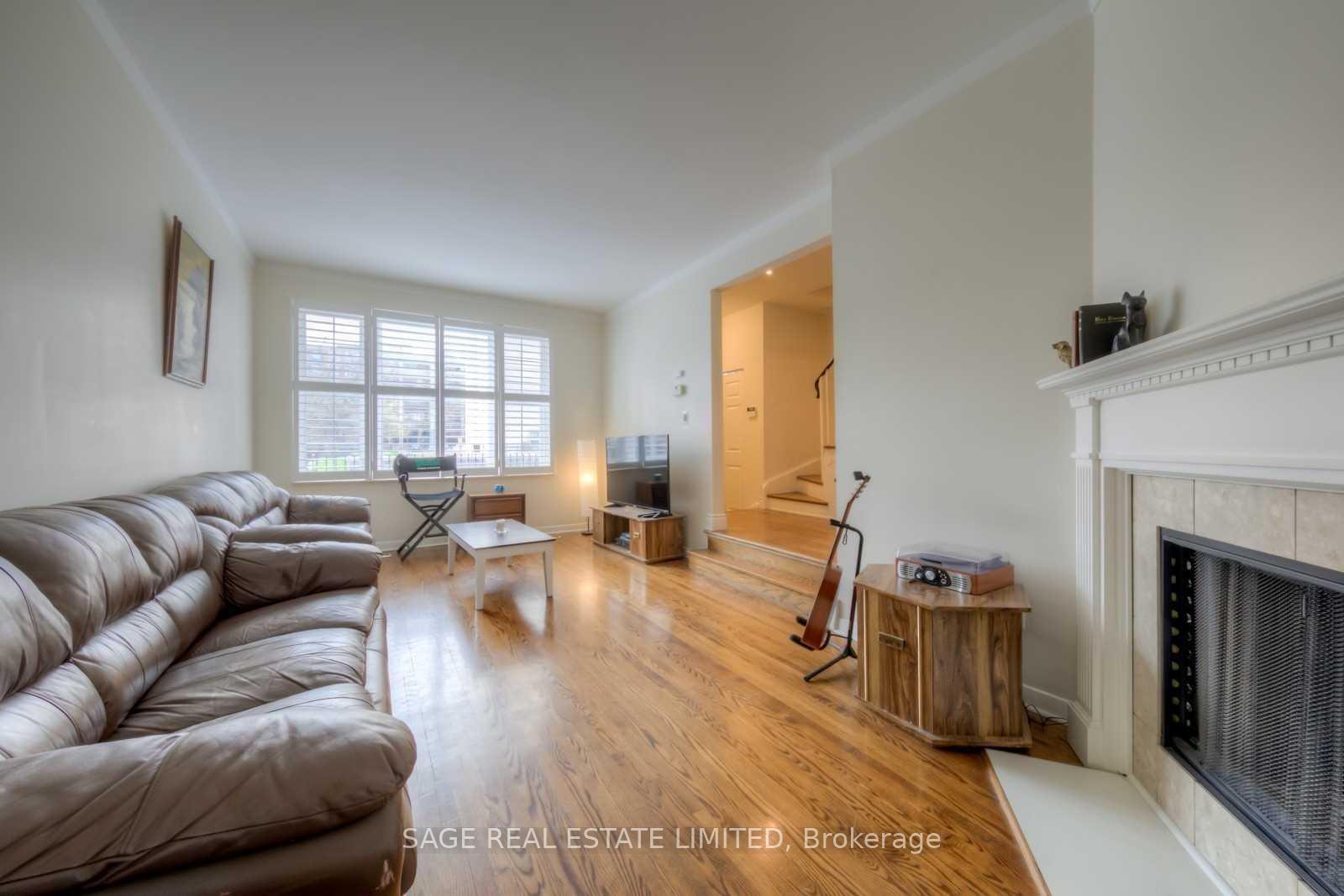 Photo 10 of Unit Main, 230 Balliol Street, Toronto, Mount Pleasant West — HOMEH