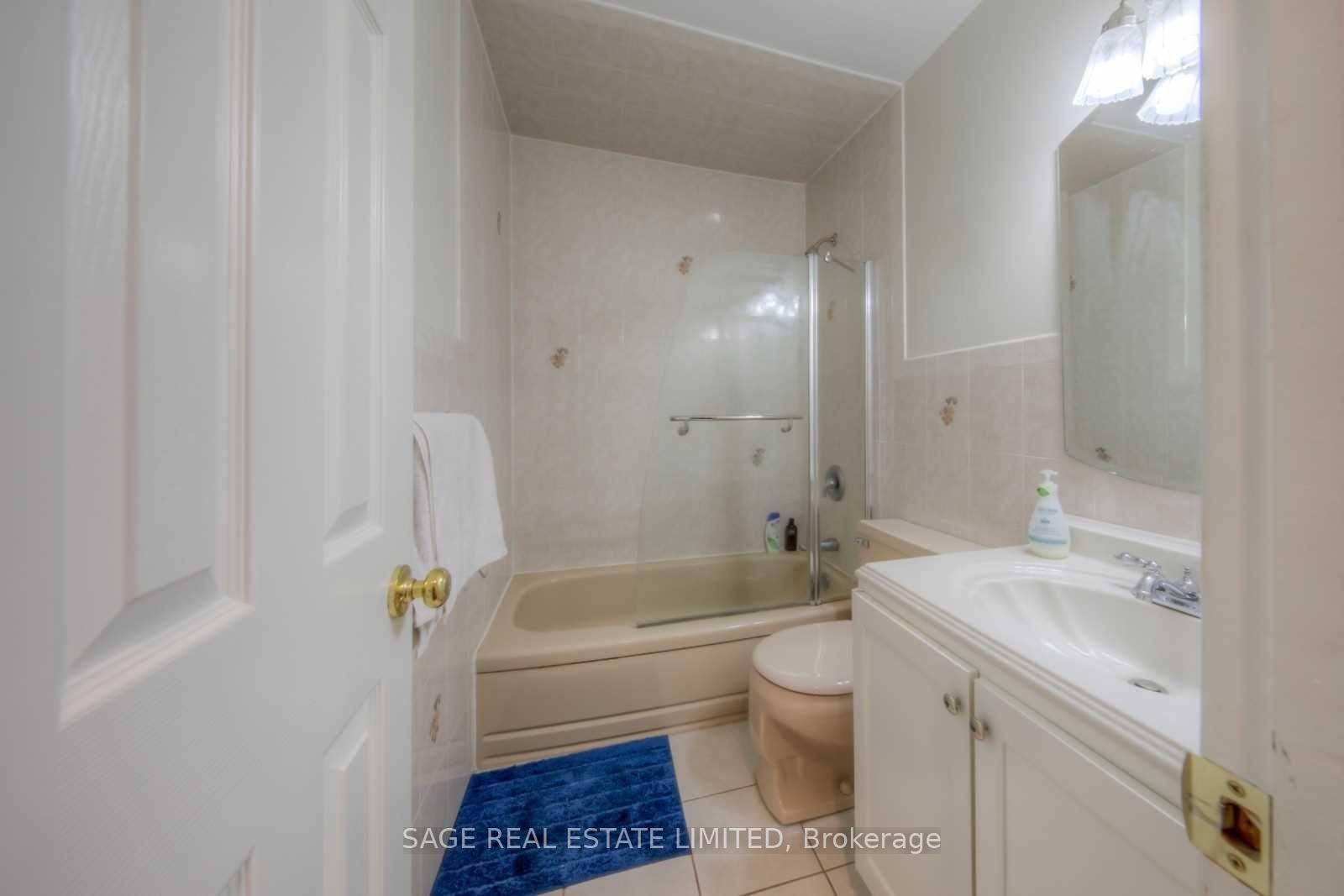 Photo 14 of Unit Main, 230 Balliol Street, Toronto, Mount Pleasant West — HOMEH