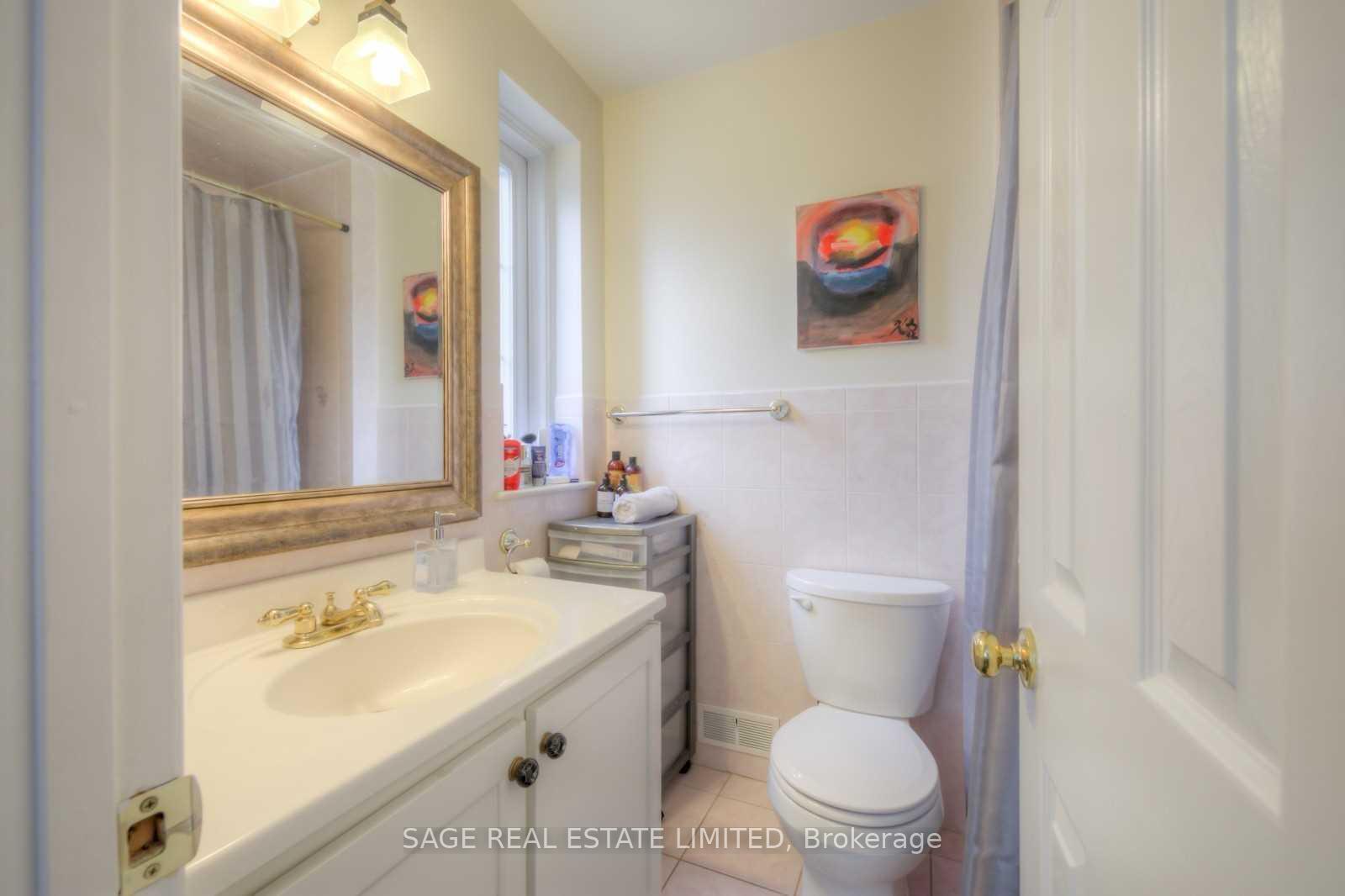 Photo 17 of Unit Main, 230 Balliol Street, Toronto, Mount Pleasant West — HOMEH