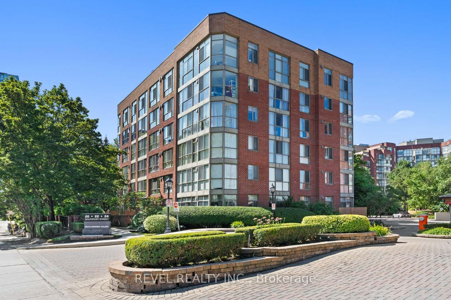 Front of Unit 302, 20 Southport Street