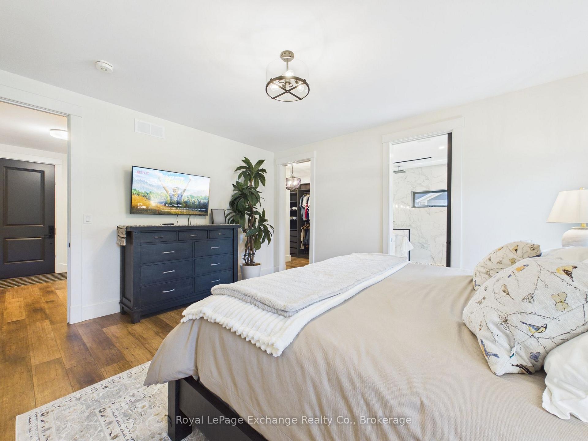 Photo 18 of 13 Robbie Lane, Kincardine — HOMEH