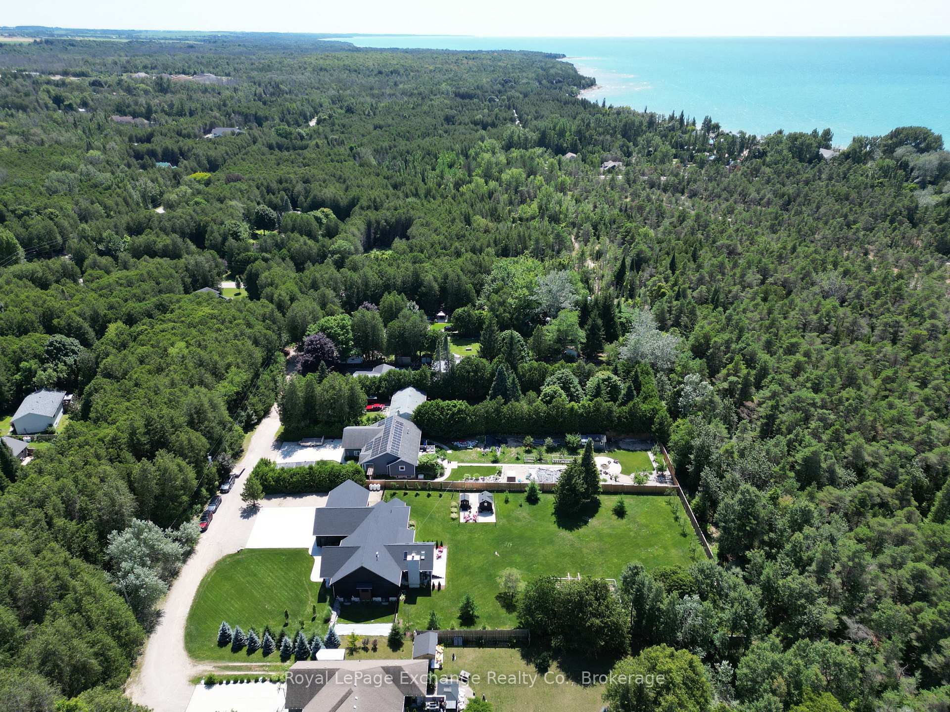 Photo 41 of 13 Robbie Lane, Kincardine — HOMEH