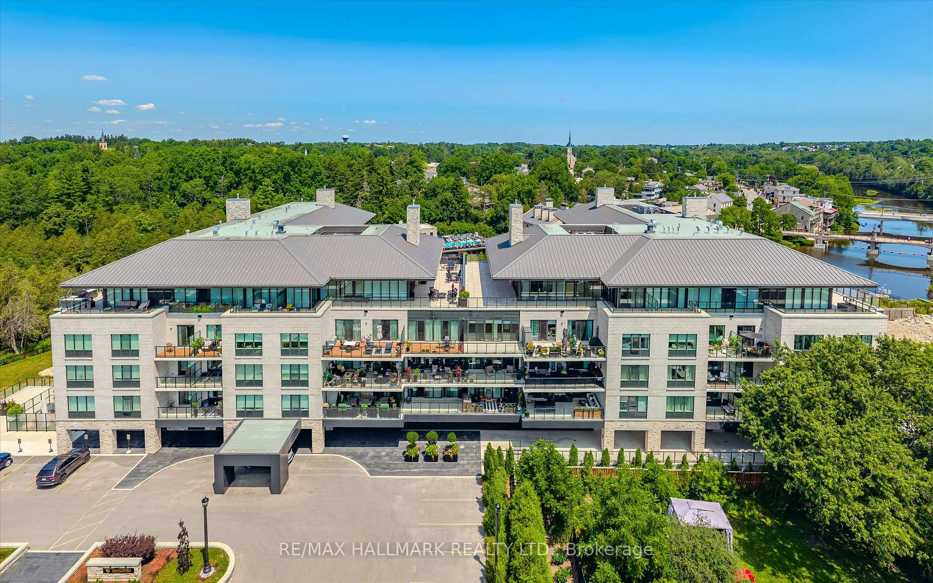 Front of Unit 215, 6523 Wellington 7 Road