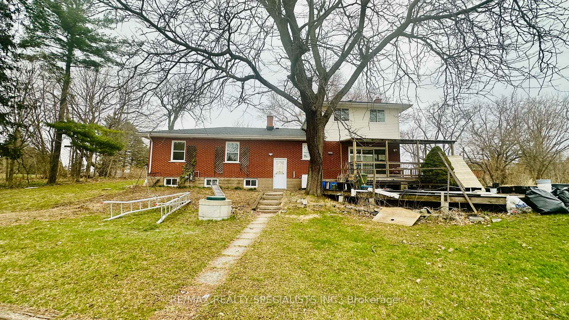 Photo 3 of 1722 Concession 2 Road W, Hamilton, Rural Flamborough — HOMEH
