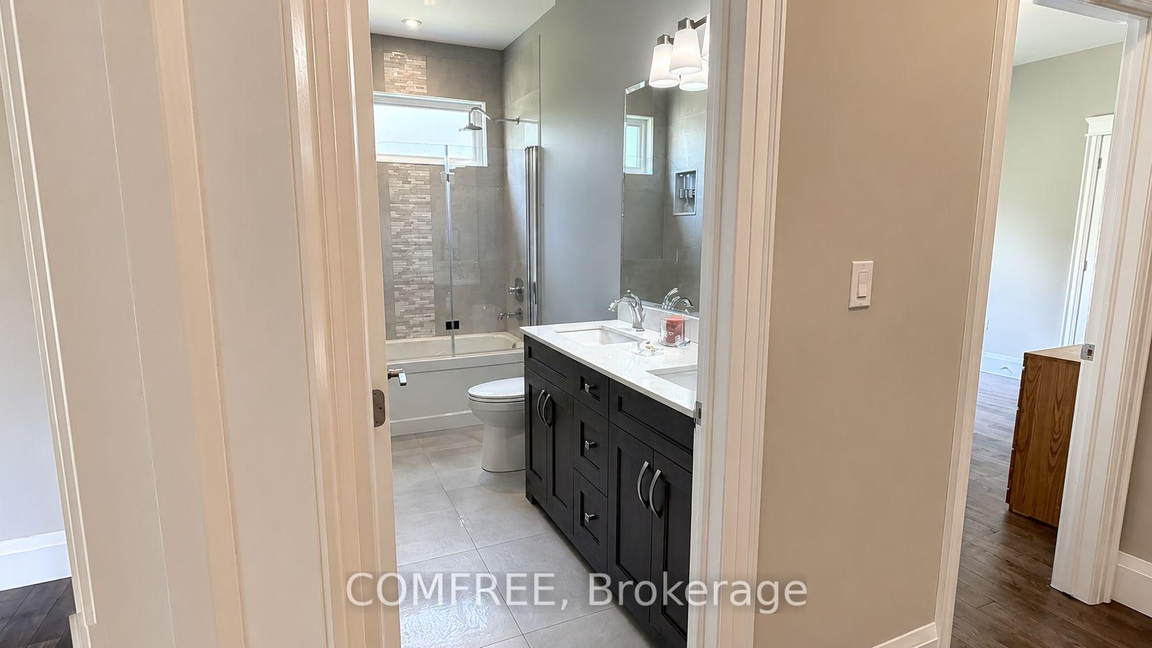 Photo 20 of 46 Marni Lane, Springwater, Phelpston — HOMEH