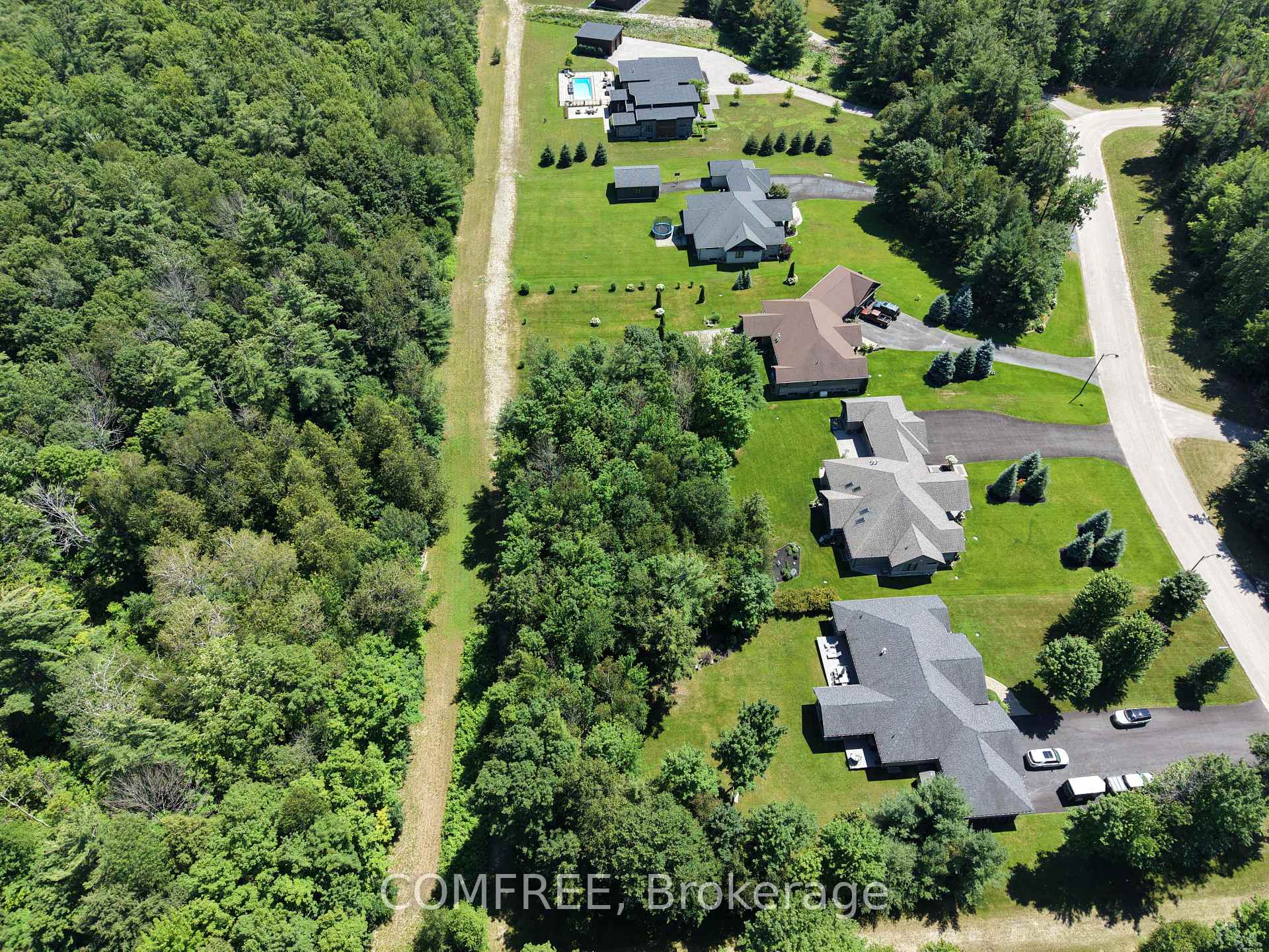 Photo 44 of 46 Marni Lane, Springwater, Phelpston — HOMEH