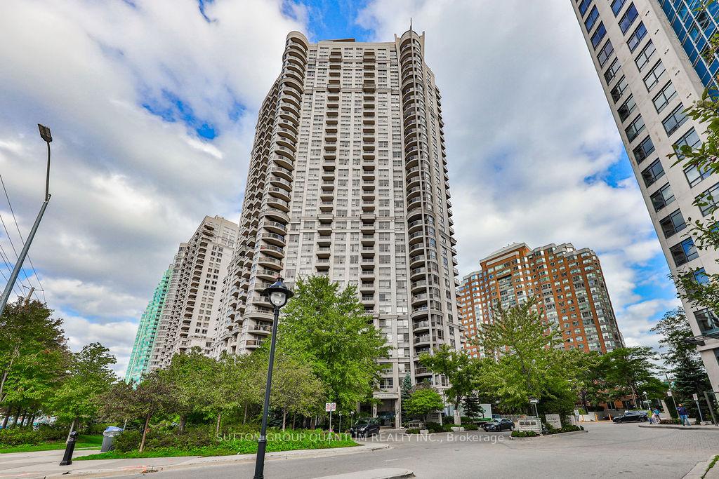 Front of Unit 1602, 310 Burnhamthorpe Road W