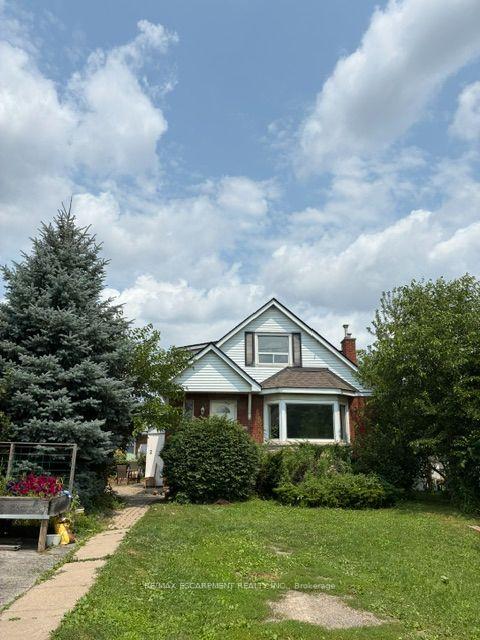 Photo 2 of Unit 2, 1031 Fennell Avenue E, Hamilton, Sunninghill — HOMEH