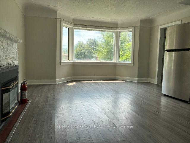 Photo 7 of Unit 2, 1031 Fennell Avenue E, Hamilton, Sunninghill — HOMEH